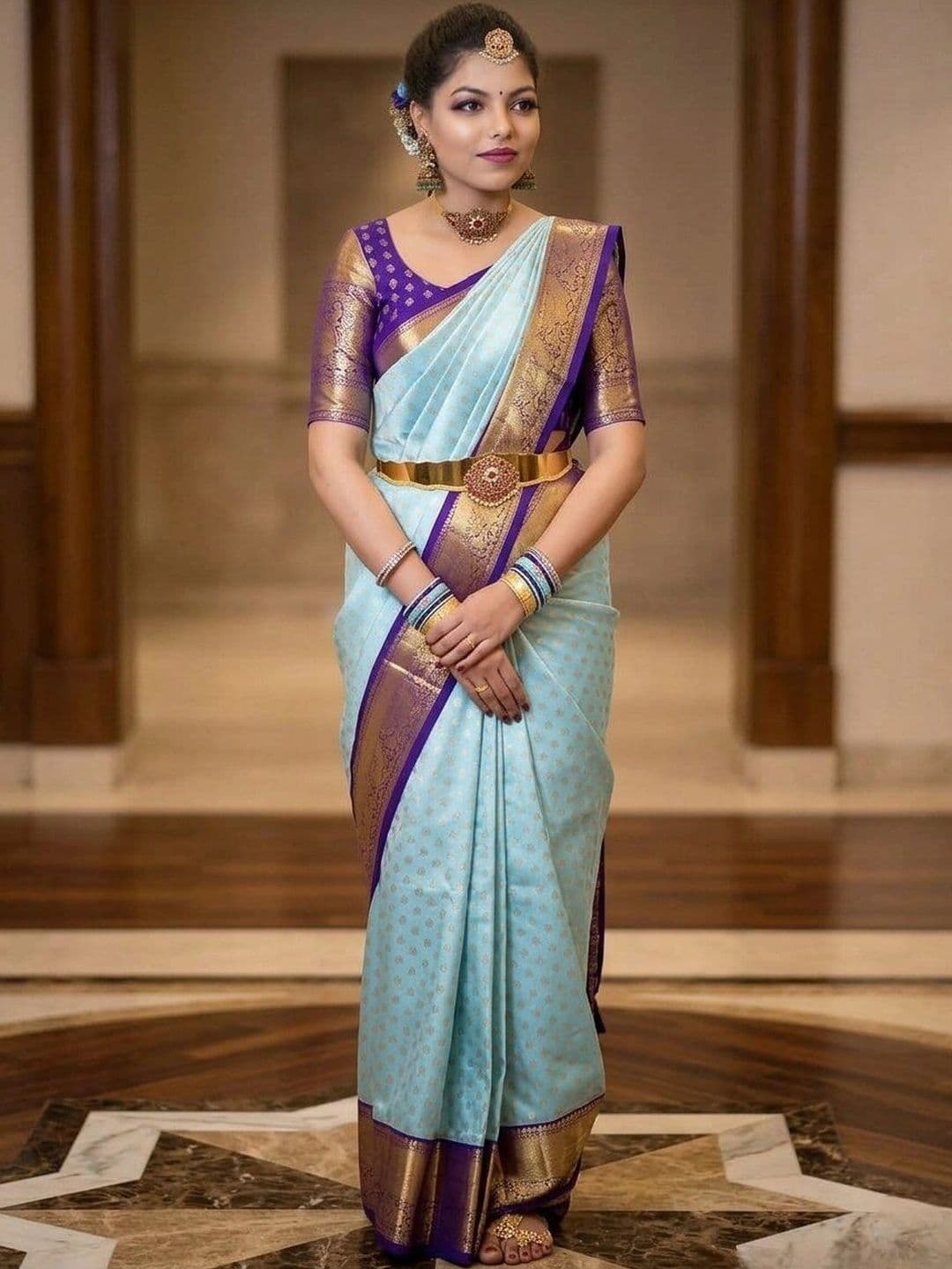 PAZVADI Woven Design Zari Silk Blend Designer Kanjeevaram Saree - view 1