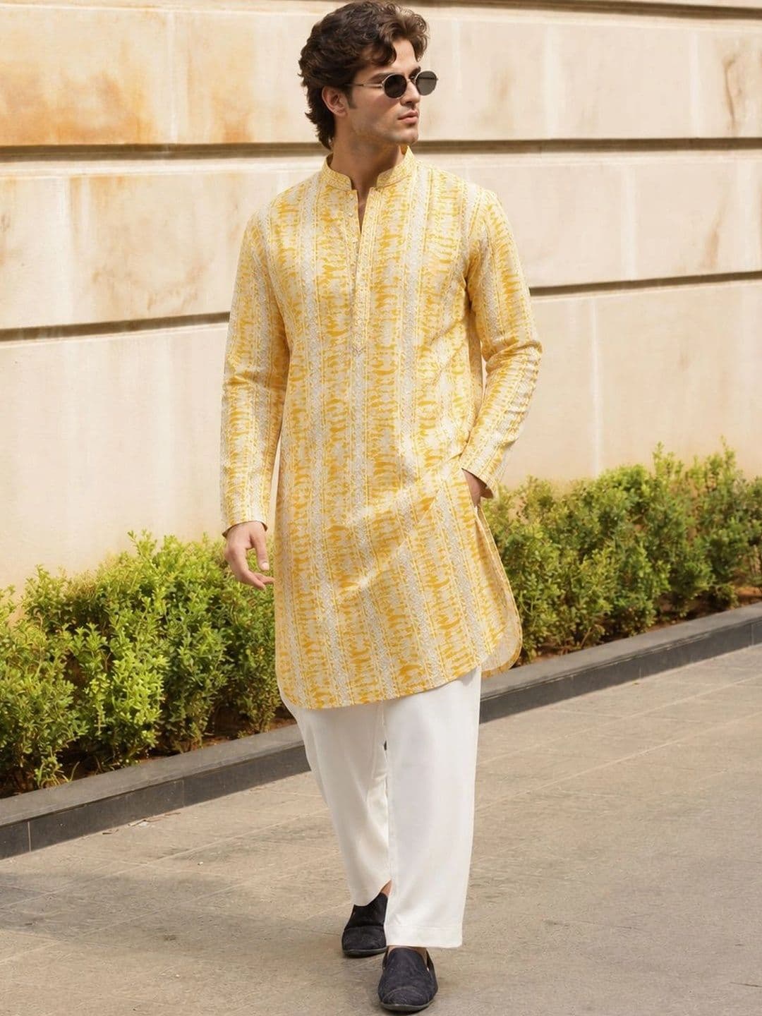 Anouk Men Thread Work Kurta - view 1