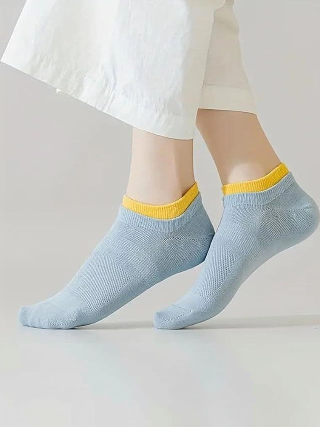 MERCEHIVE Men Pack of 8 Cotton Ankle Length Socks thumbnail 3