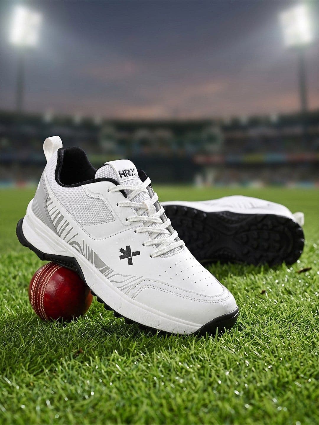 HRX by Hrithik Roshan Men Cricket Non-Marking Shoes - view 1