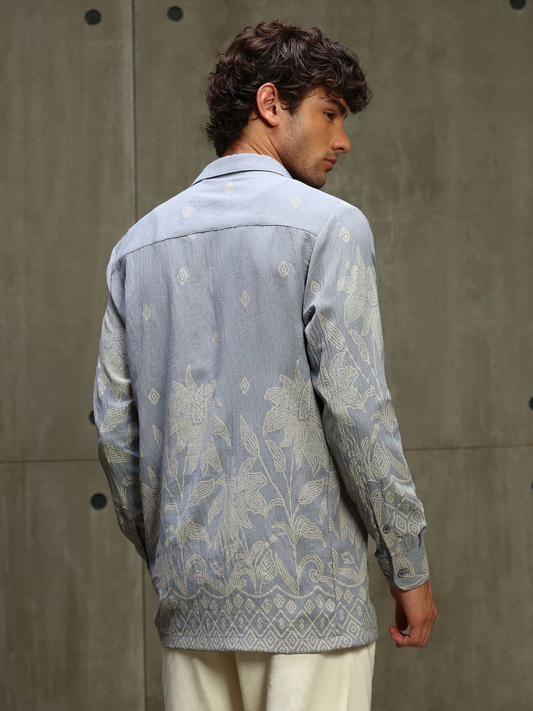 CAHOOT Men Relaxed Printed Casual Shirt thumbnail 2