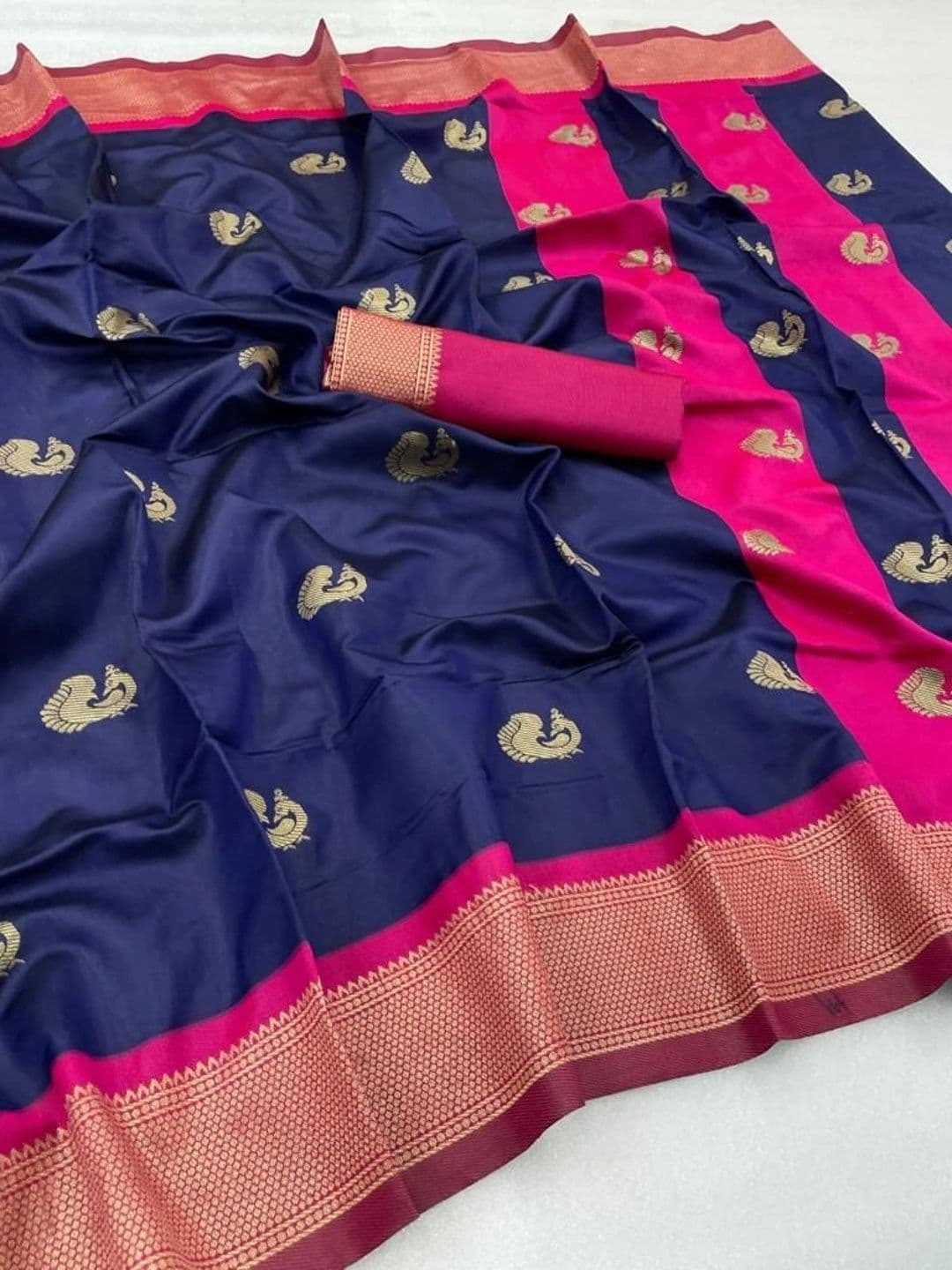 revika Woven Design Zari Art Silk Designer Kanjeevaram Saree thumbnail 5