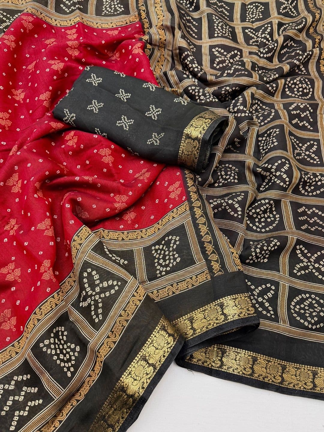 NARIVESH TRENDS Zari Saree thumbnail 3