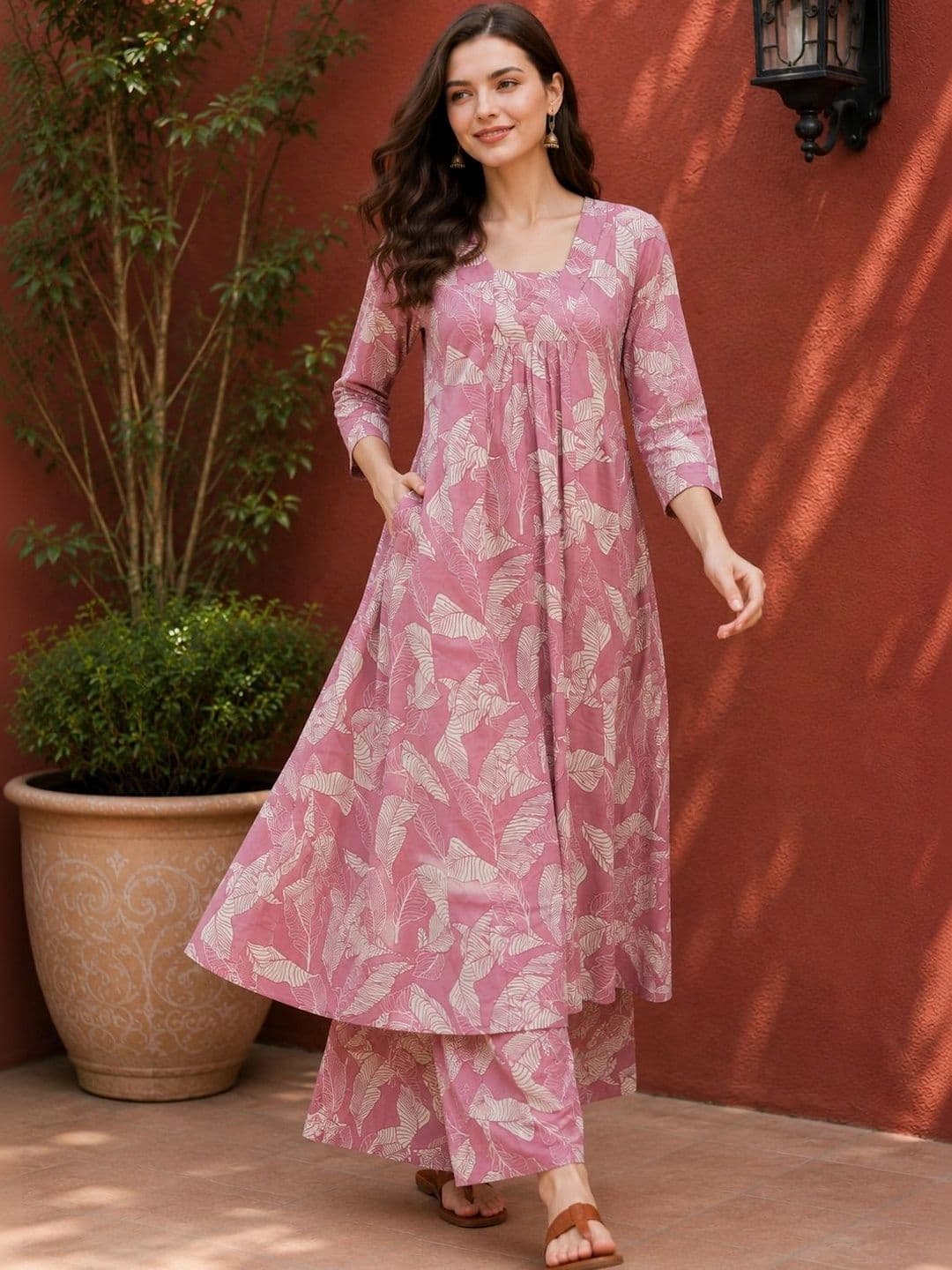 DSK STUDIO Women Floral Printed Empire Kurta with Palazzos thumbnail 4