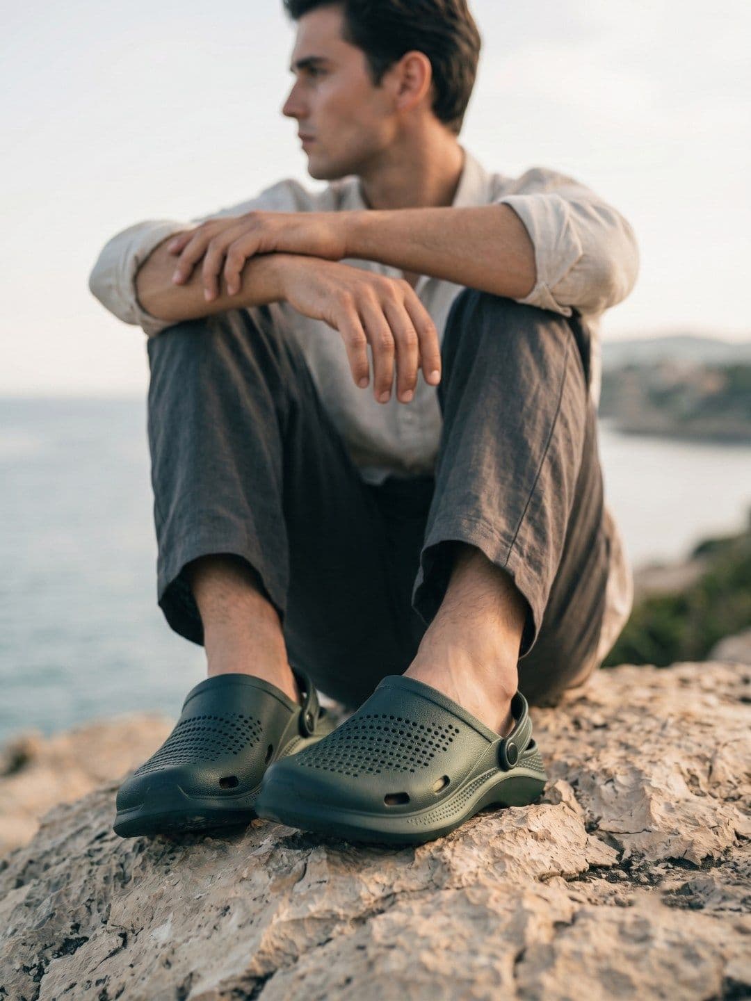 HRX by Hrithik Roshan Men Green Self Design Rubber Clogs thumbnail 2