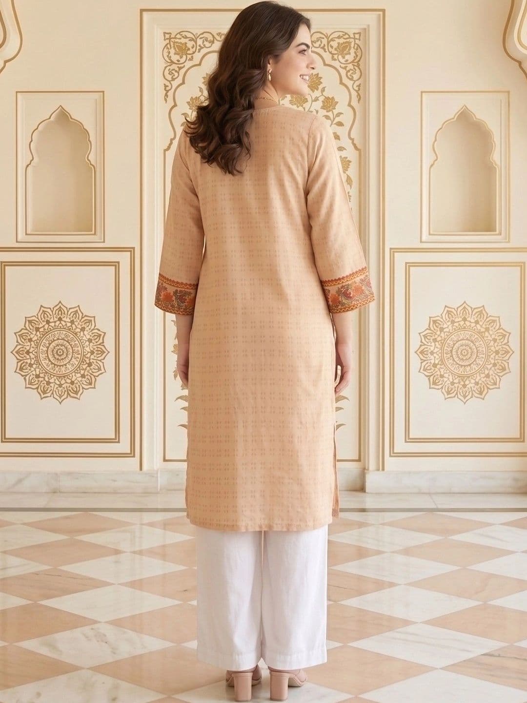 House of Pataudi Women Ethnic Motifs Embroidered Thread Work Kurta thumbnail 5