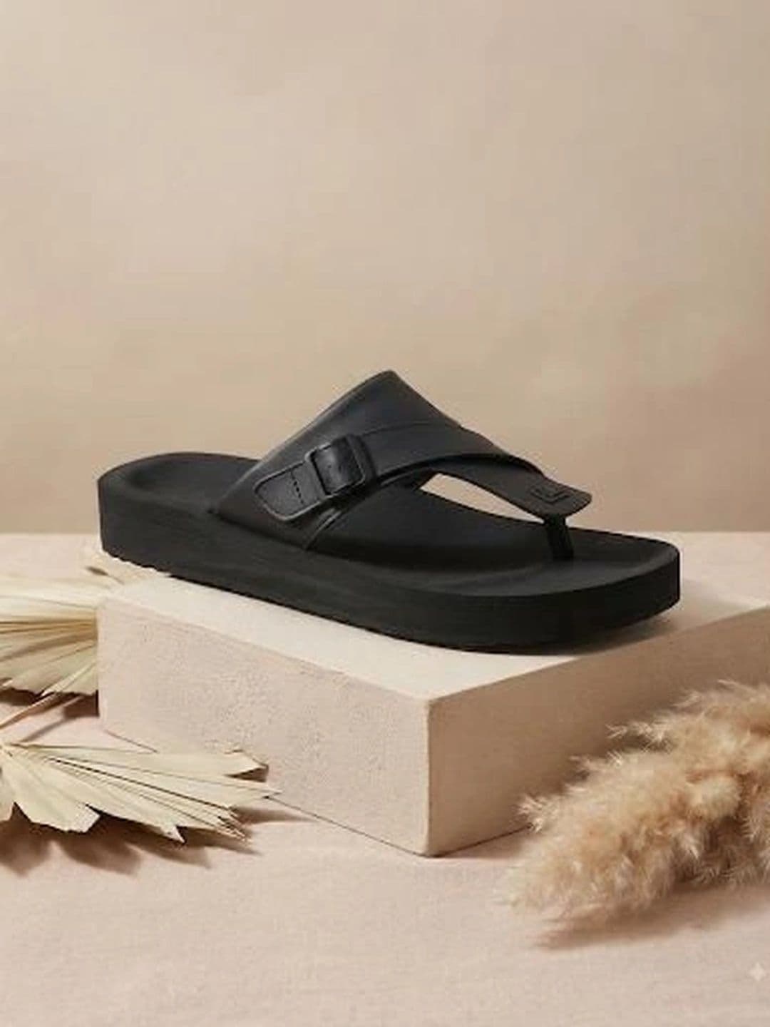 T-Rock Men Thong Flip-Flops thumbnail 2
