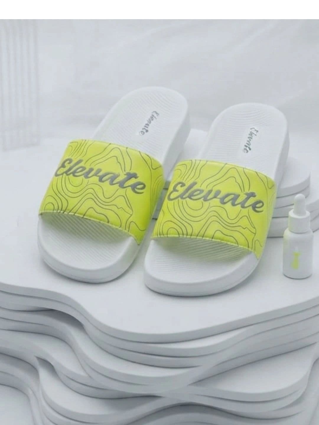 ELEVATE STEPS Men Printed Sliders - view 1