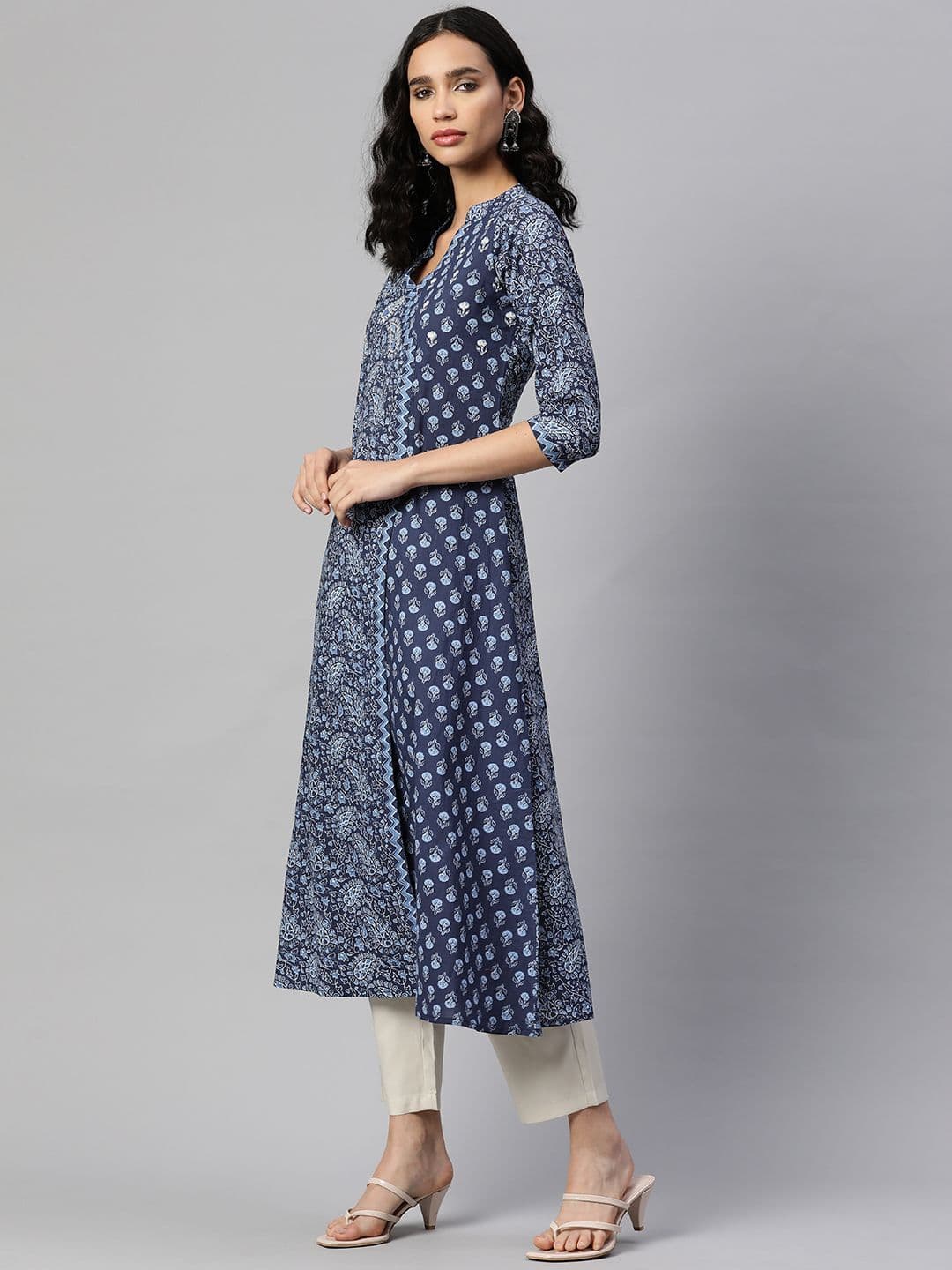 Vbuyz Womens Blue Cotton A-Line Printed Ethnic Kurti with Hand Work 3/4 Sleeves and V-Neck thumbnail 3