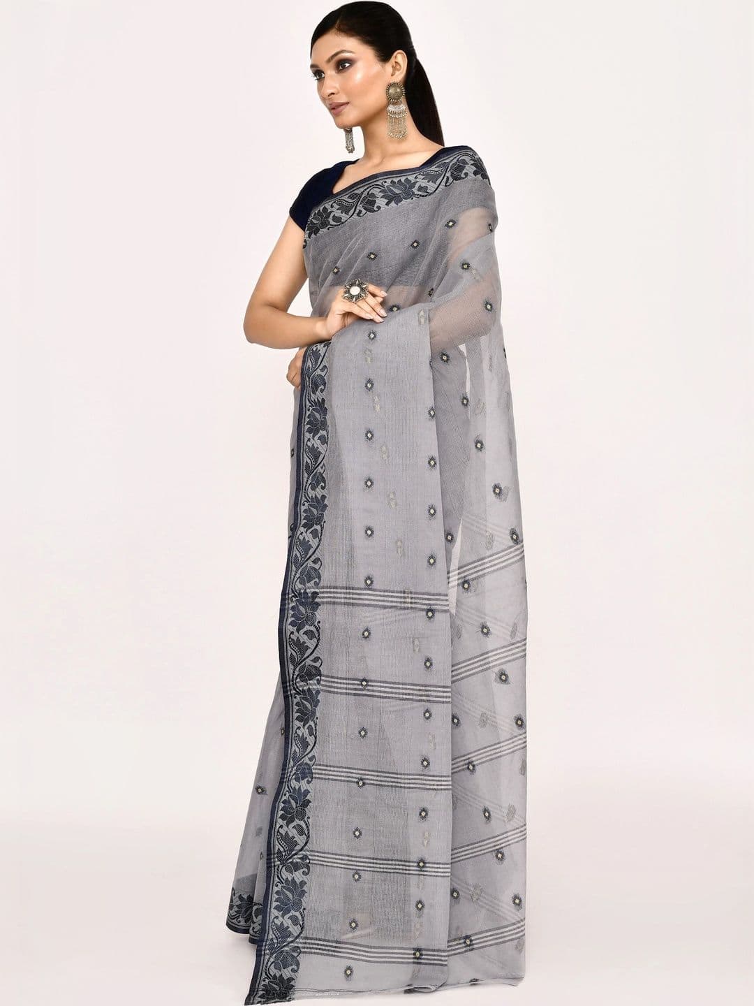 TANTSHREE Embroidered Pure Cotton Saree thumbnail 6