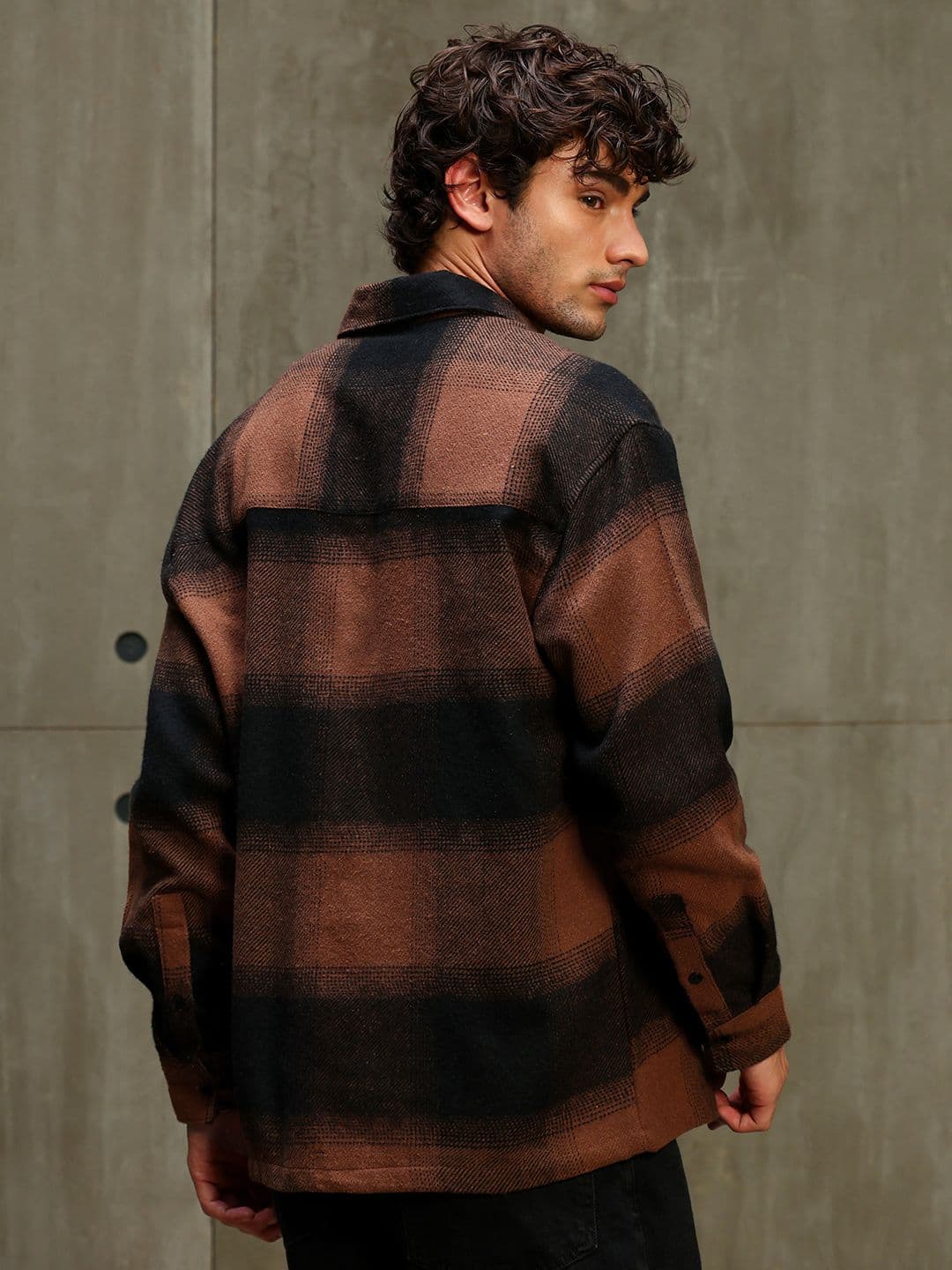 CAHOOT Men Yarn Dyed Brushed Buffalo Checks Oversized Casual Shirt thumbnail 3