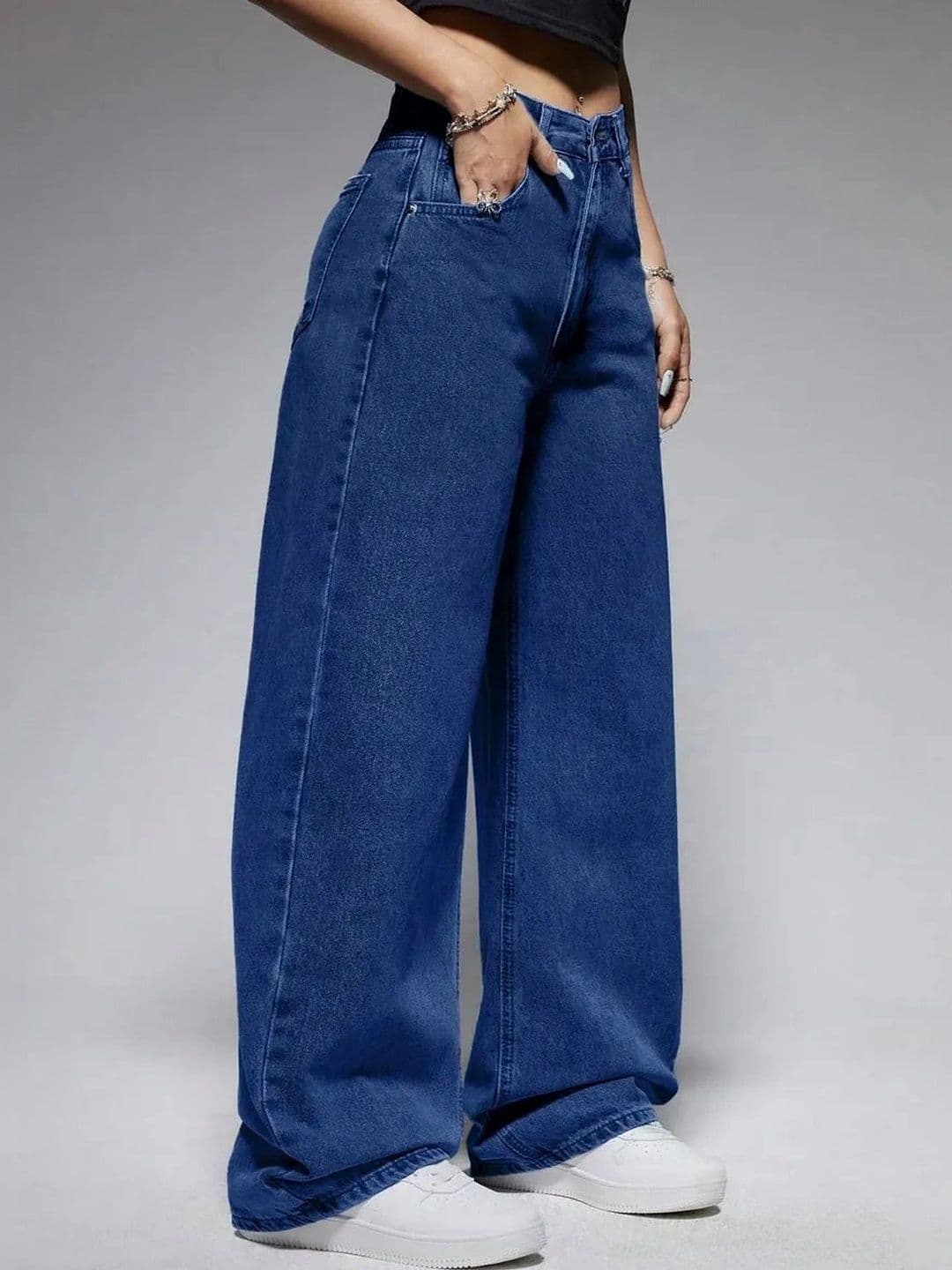 AAV2 Women Wide Leg High-Rise Light Fade Stretchable Jeans thumbnail 2