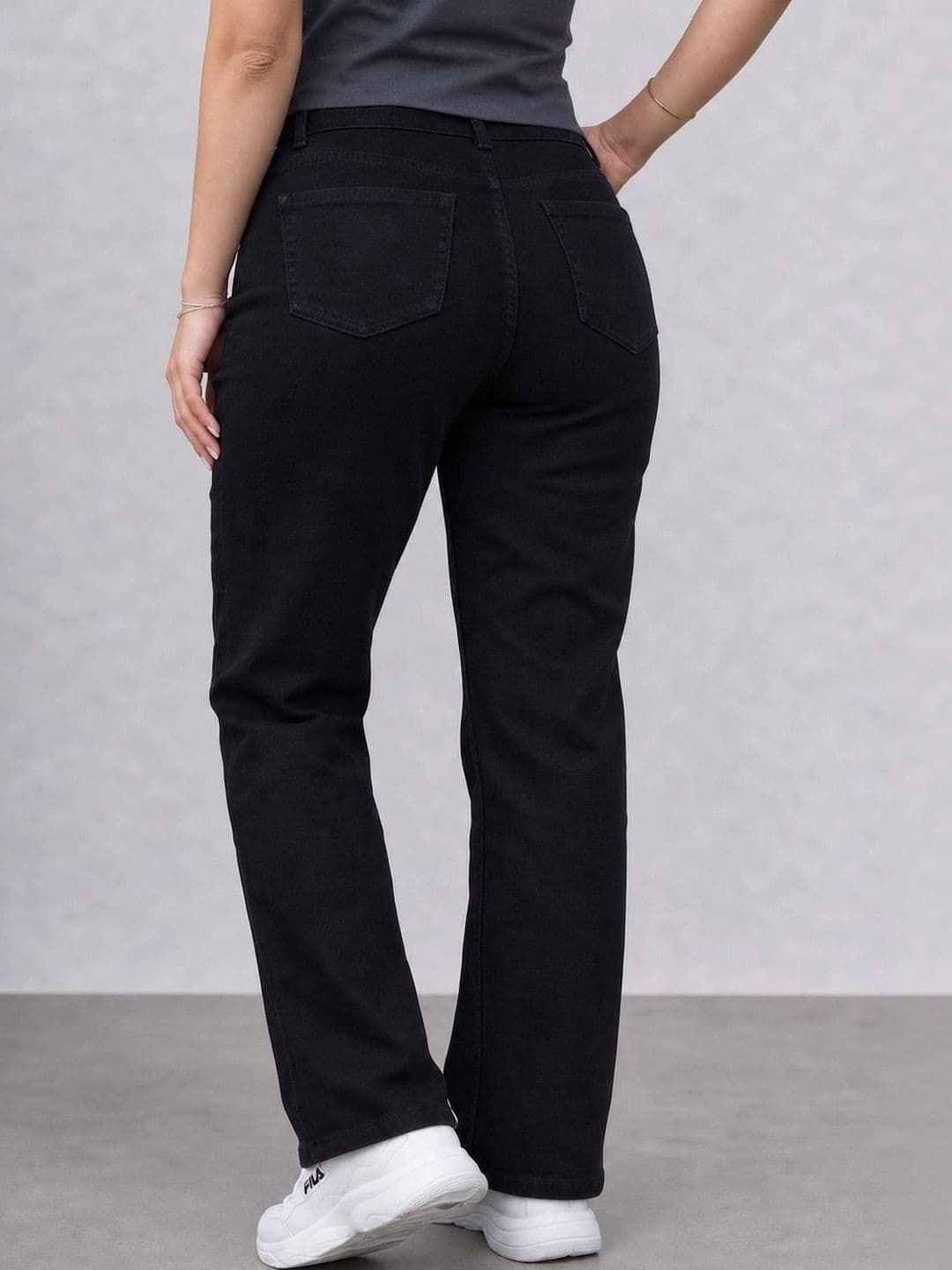 The Roadster Lifestyle Co Mid-Rise Wide Leg Jeans thumbnail 5