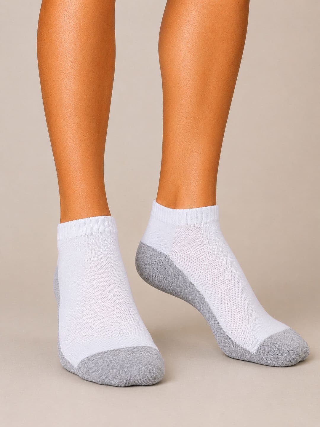 Roadster Men Pack of 3 Cotton Colourblocked Ankle Length Socks thumbnail 5
