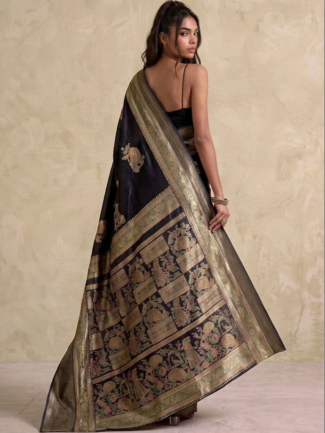 SAARA Woven Design Zari Silk Blend Saree thumbnail 7