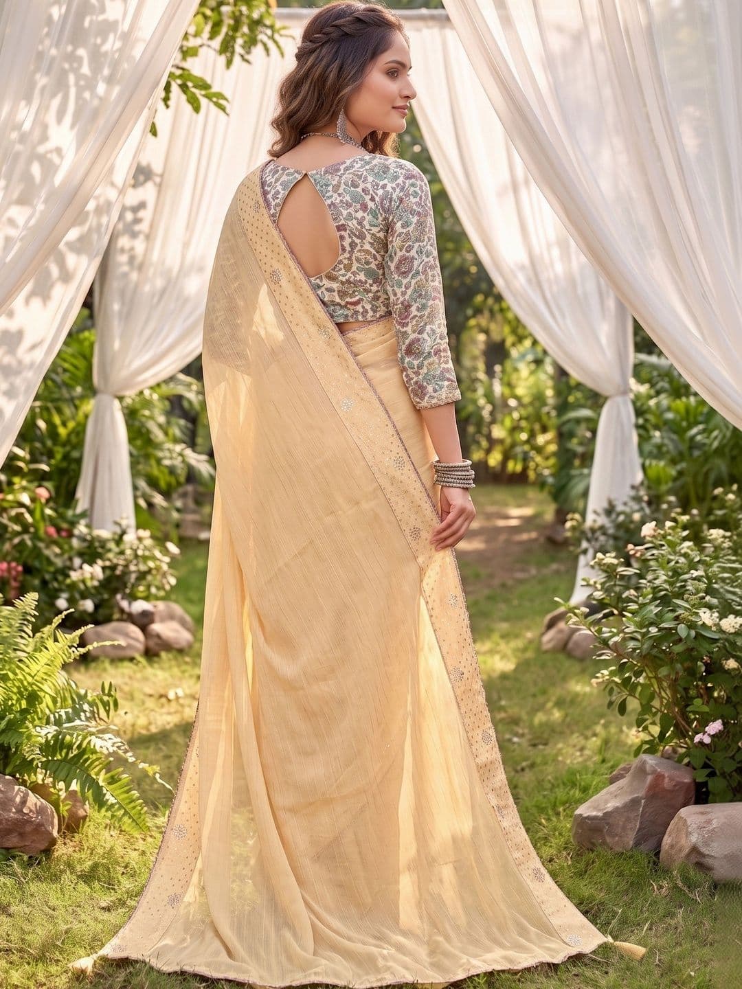 100 Dreams Embellished Beads and Stones Designer Saree thumbnail 4