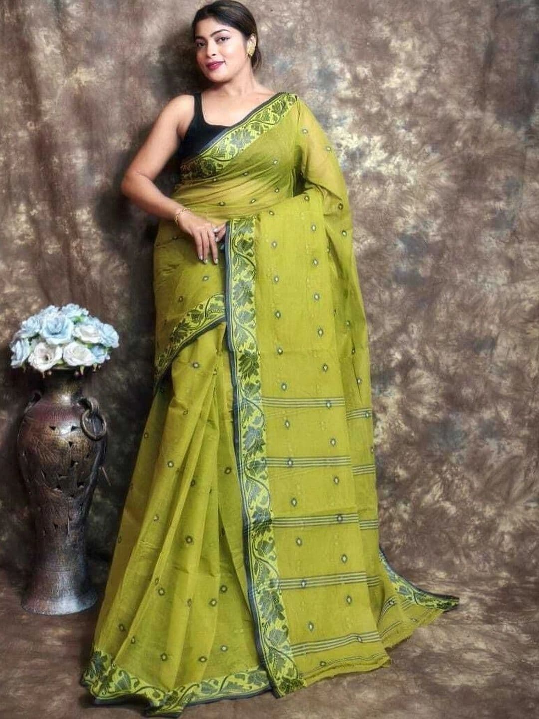 TANTSHREE Floral Pure Cotton Saree - view 1