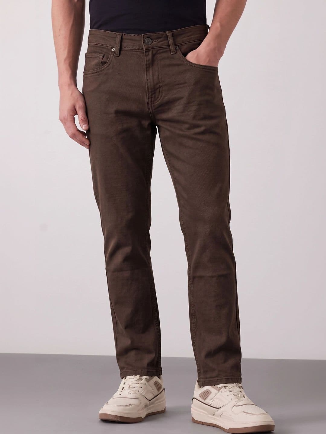 DAGERRFLY Men Relaxed Fit Mid-Rise Jeans thumbnail 5
