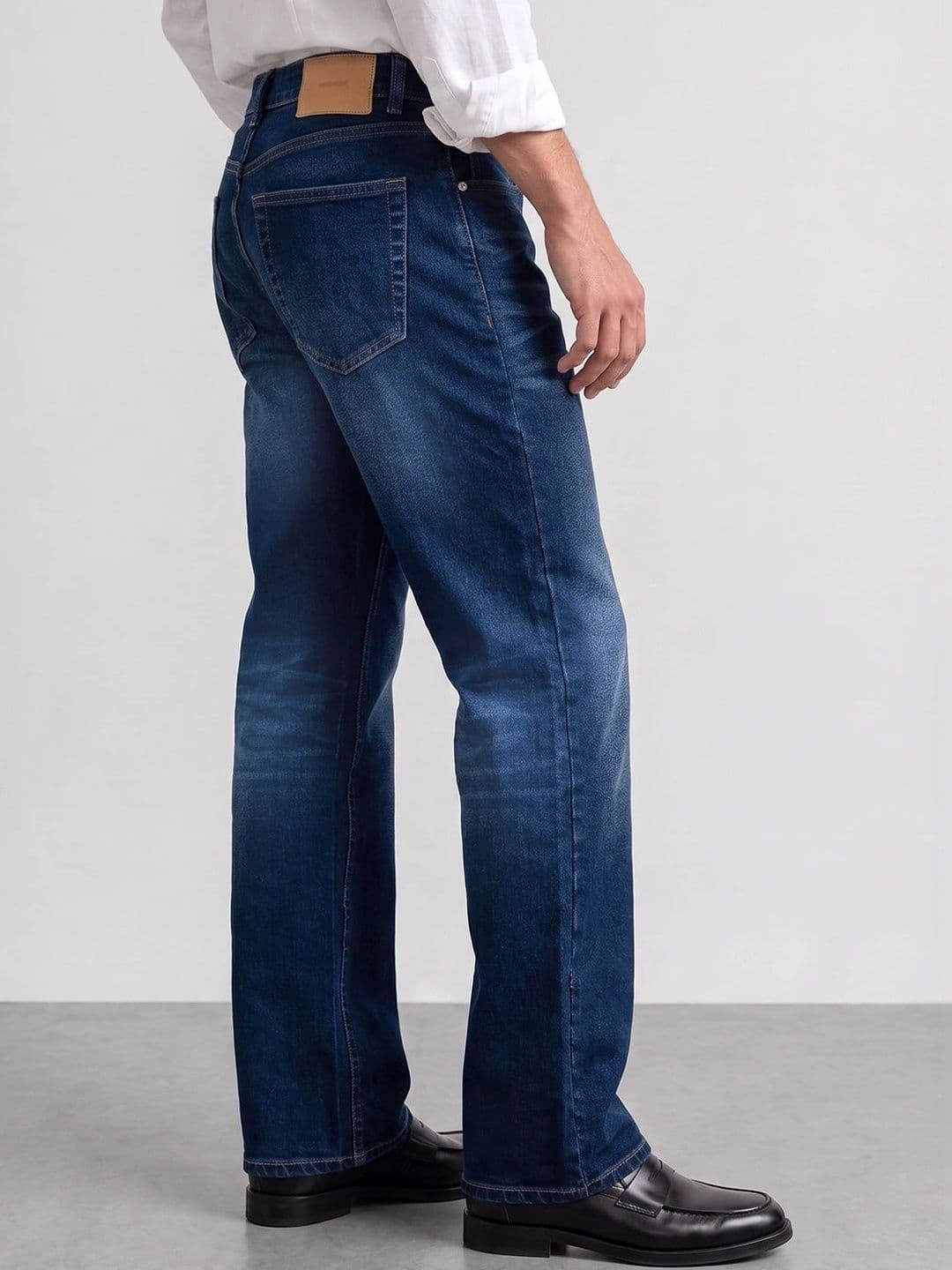 Powerlook Men Bootcut Mid-Rise Mildly Distressed Jeans thumbnail 6