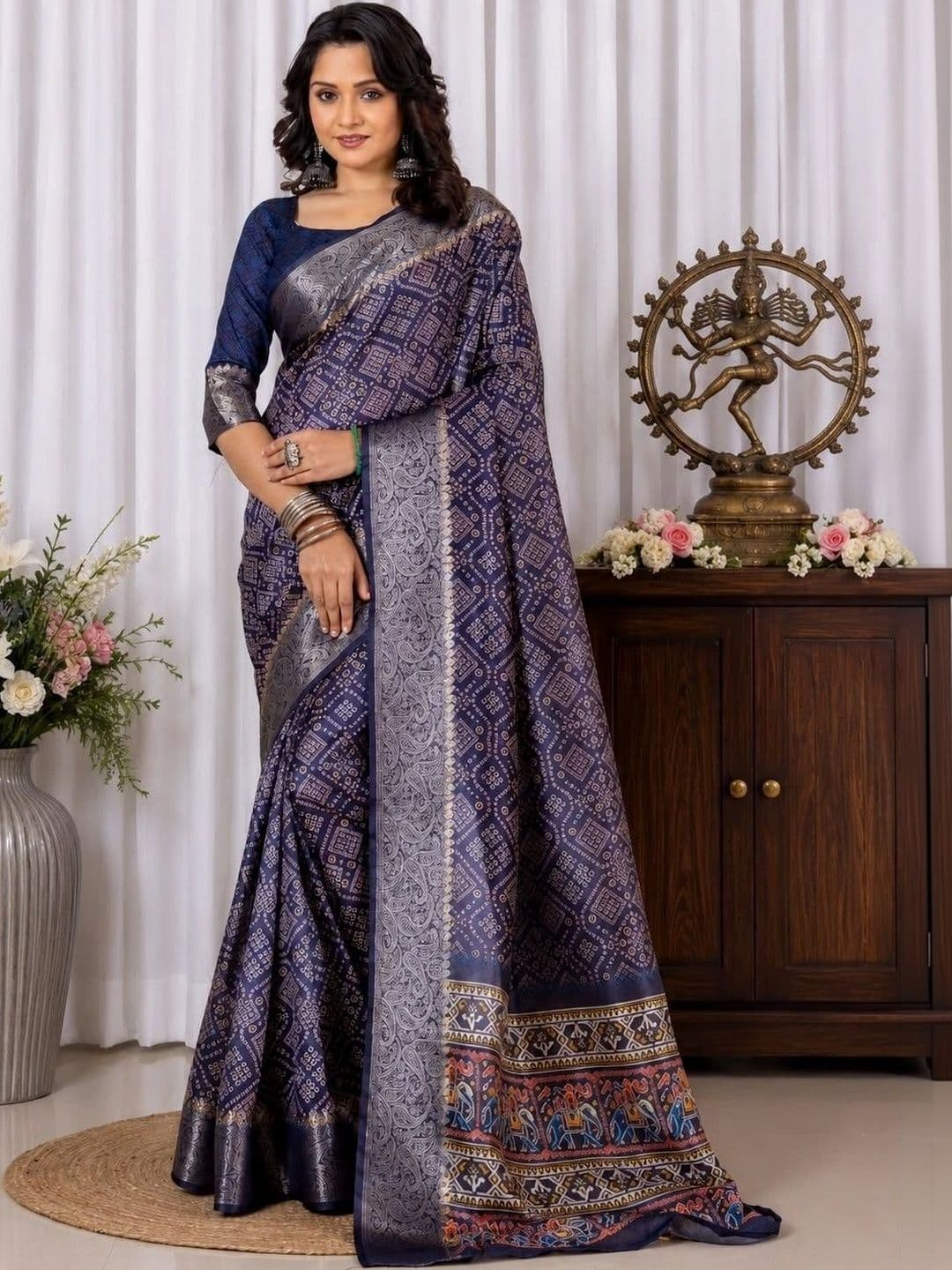 Sampada india Floral Zari Silk Blend Saree - view 1