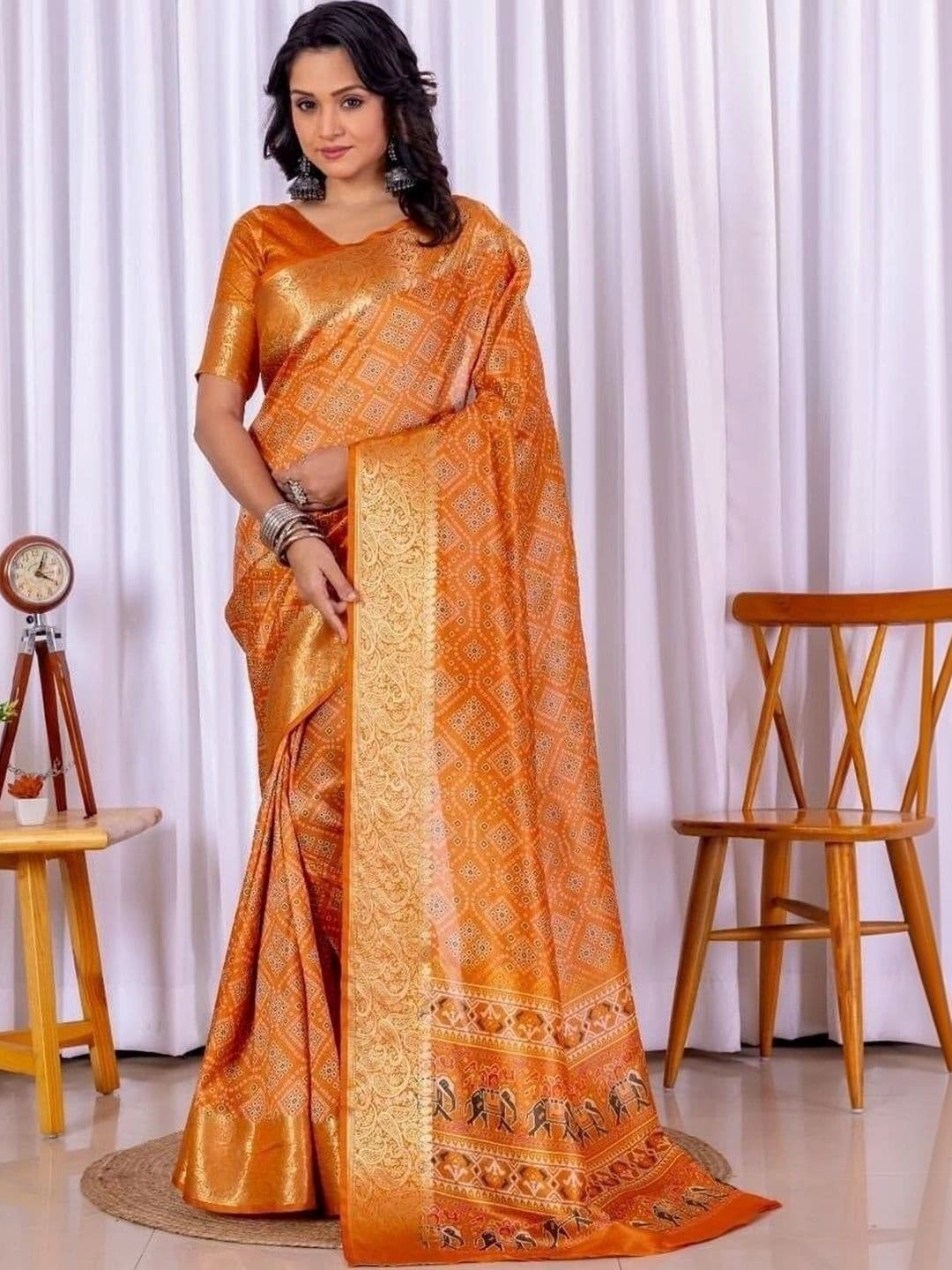 Sampada india Woven Design Zari Silk Blend Saree - view 1