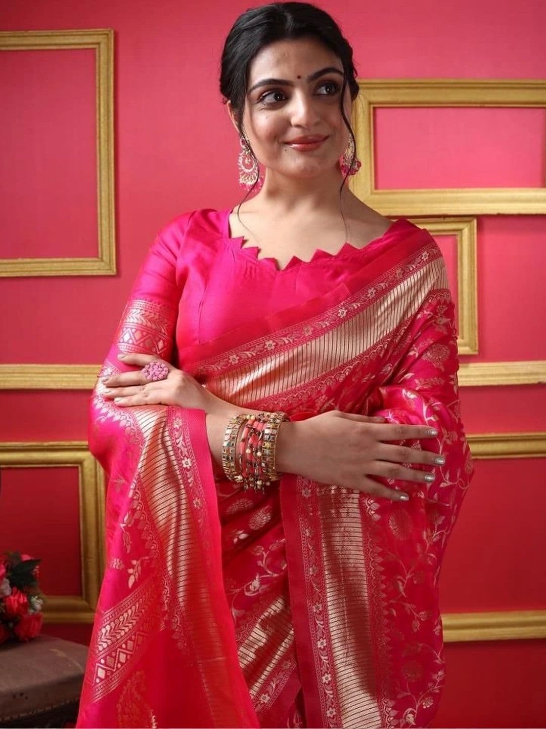 VYOM CREATION Woven Design Zari Art Silk Banarasi Saree thumbnail 4