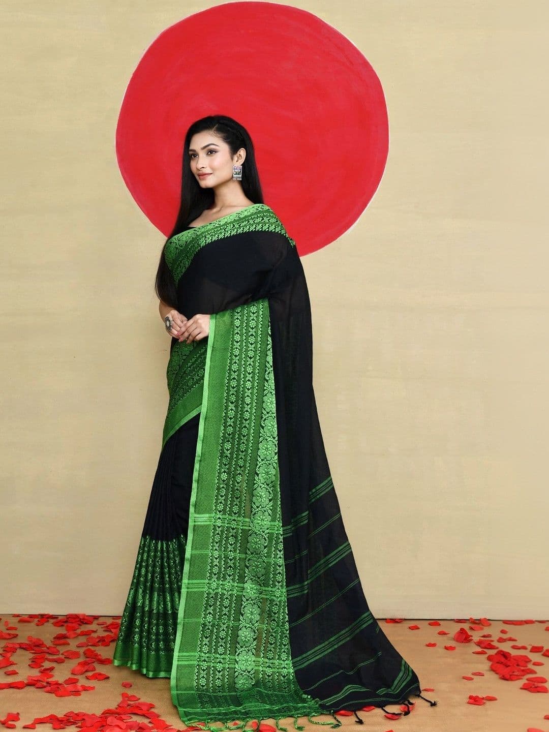 TANTSHREE Woven Design Pure Cotton Saree thumbnail 3