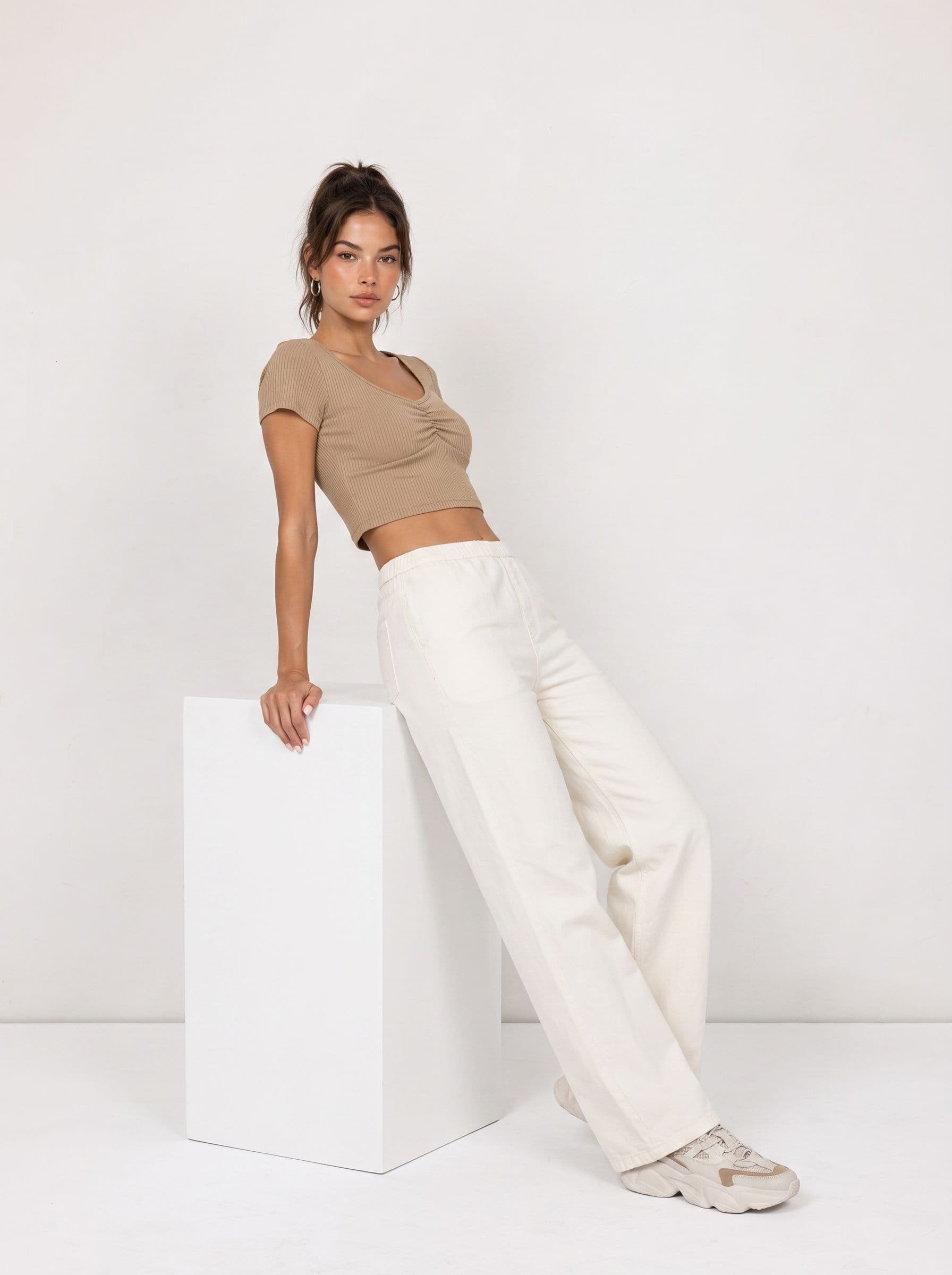 The Roadster Life Co. Women Wide Leg Elasticated Jeans thumbnail 5