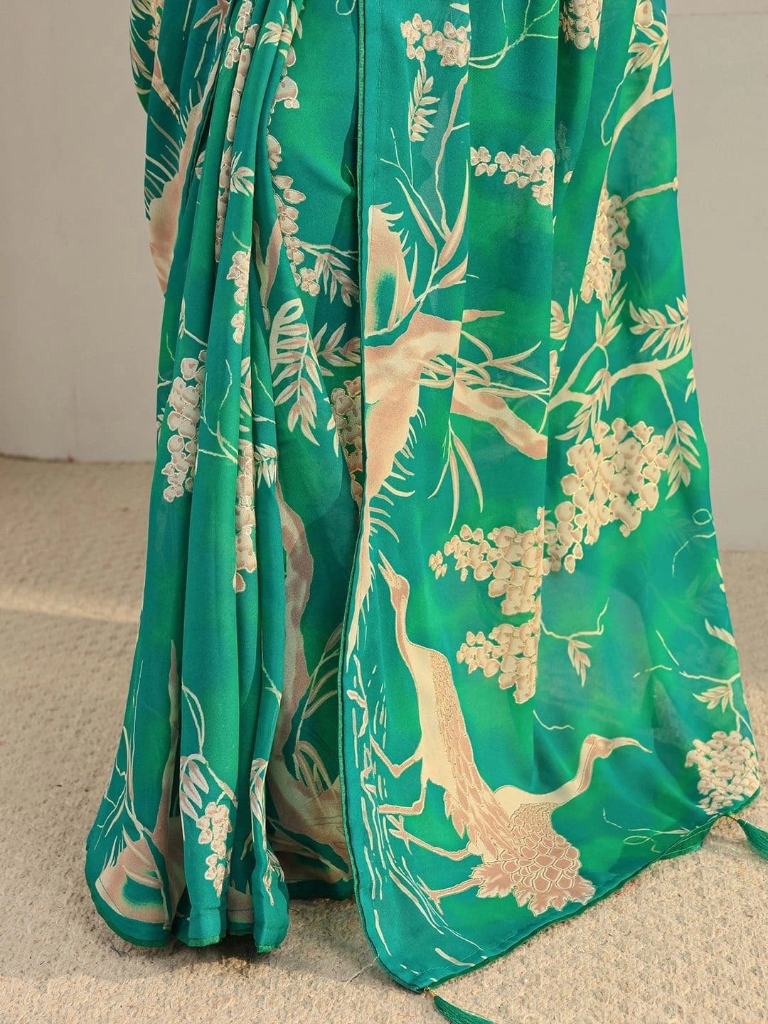 Libas Floral Pure Georgette Saree thumbnail 5