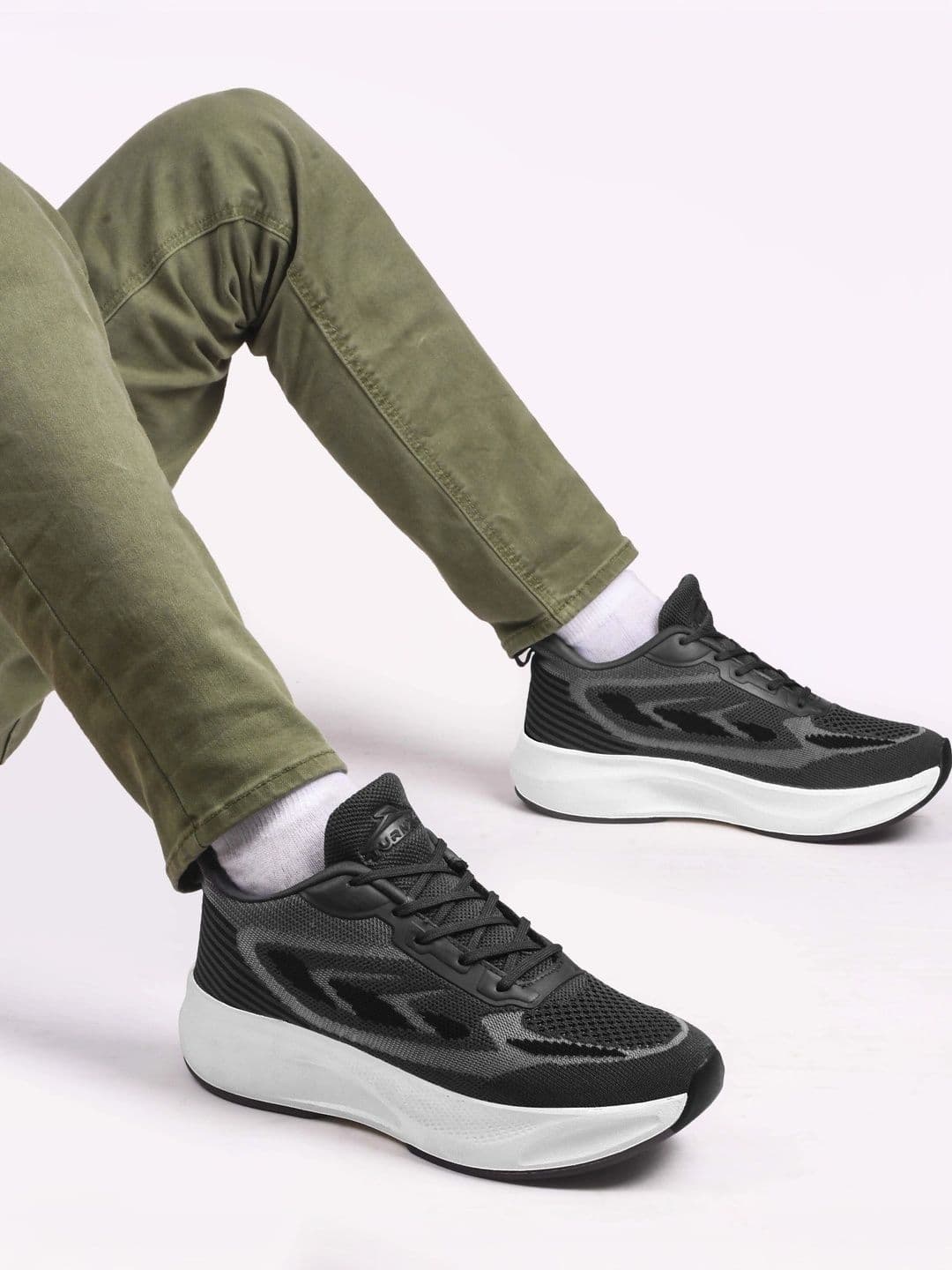 TURNX Men Mesh Running Shoes - view 1