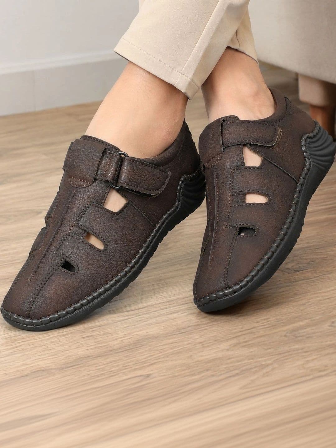 Roadster Men Fisherman Sandals thumbnail 7