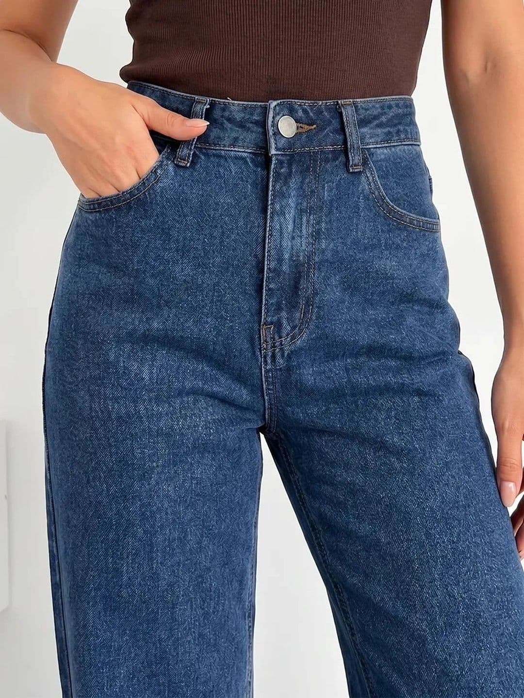 AAV2 Women Wide Leg High-Rise Light Fade Stretchable Jeans thumbnail 3