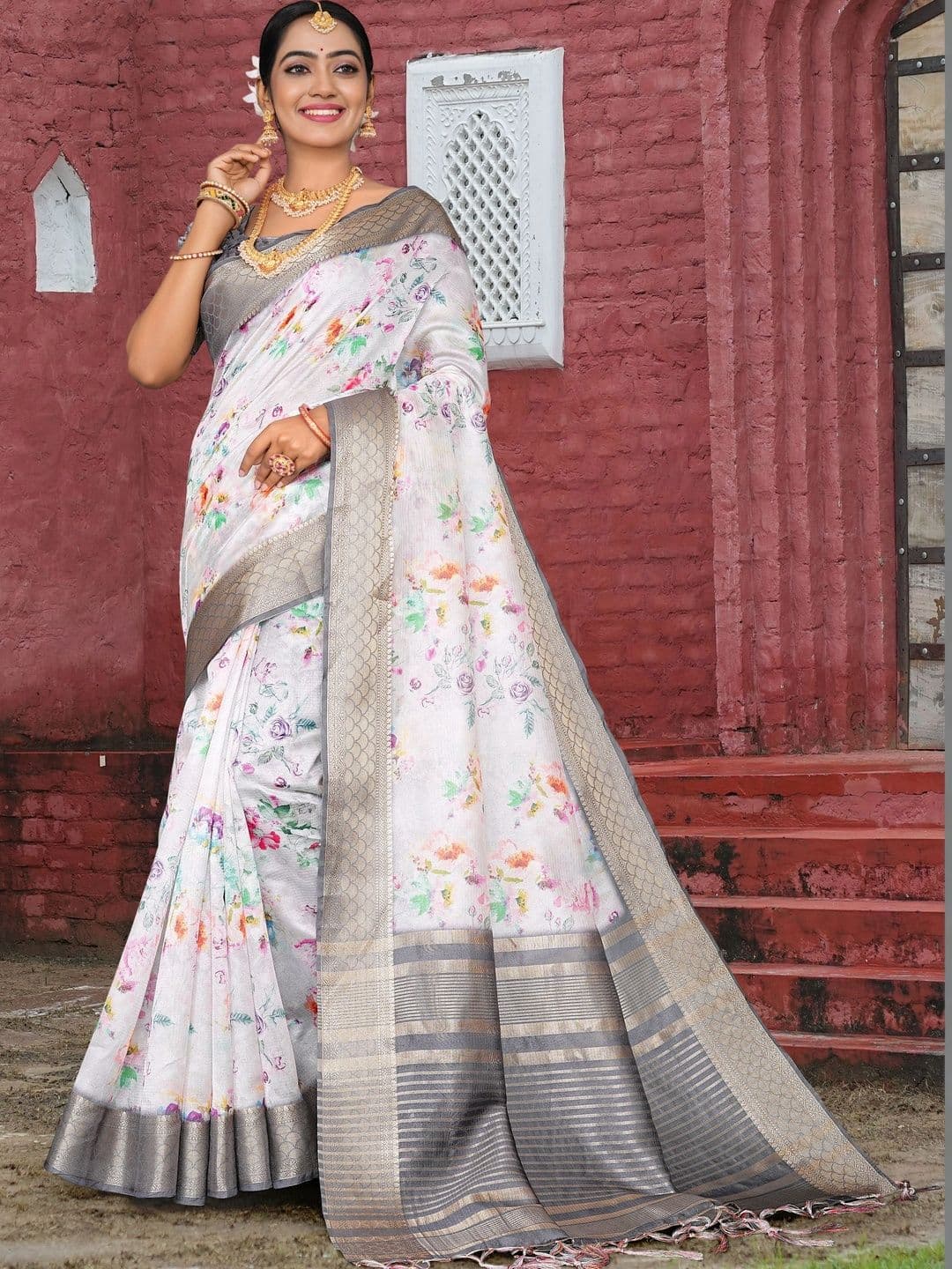 NARIVESH TRENDS Floral Zari Art Silk Saree - view 1