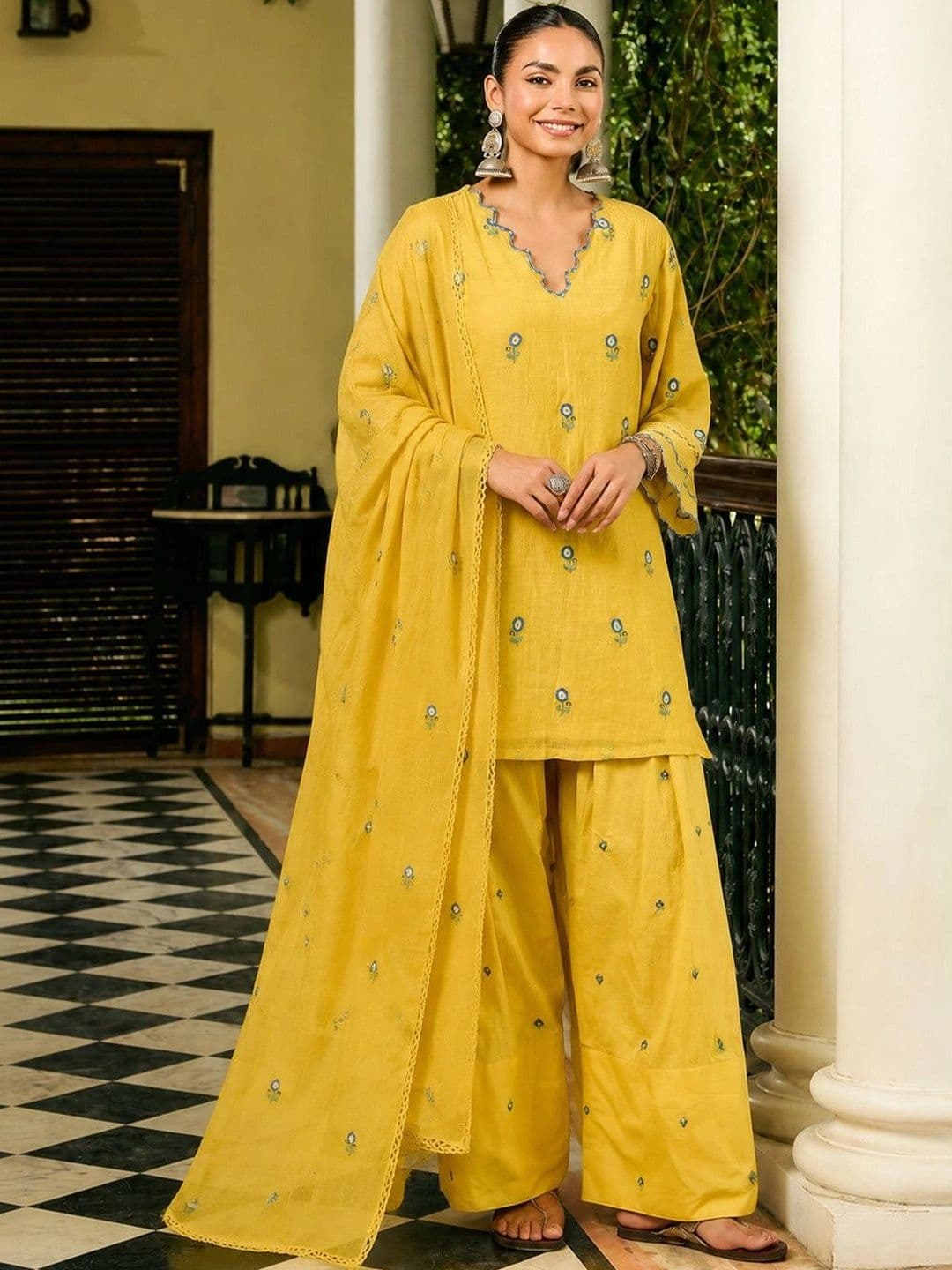 B&B Fashion Women Ethnic Motifs Embroidered Regular Thread Work Kurta with Palazzos & With Dupatta - view 1