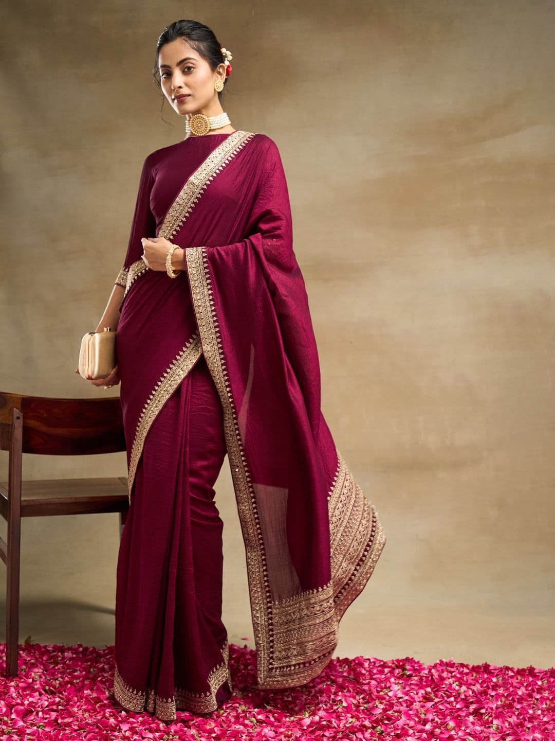 kasee Embroidered Saree thumbnail 2