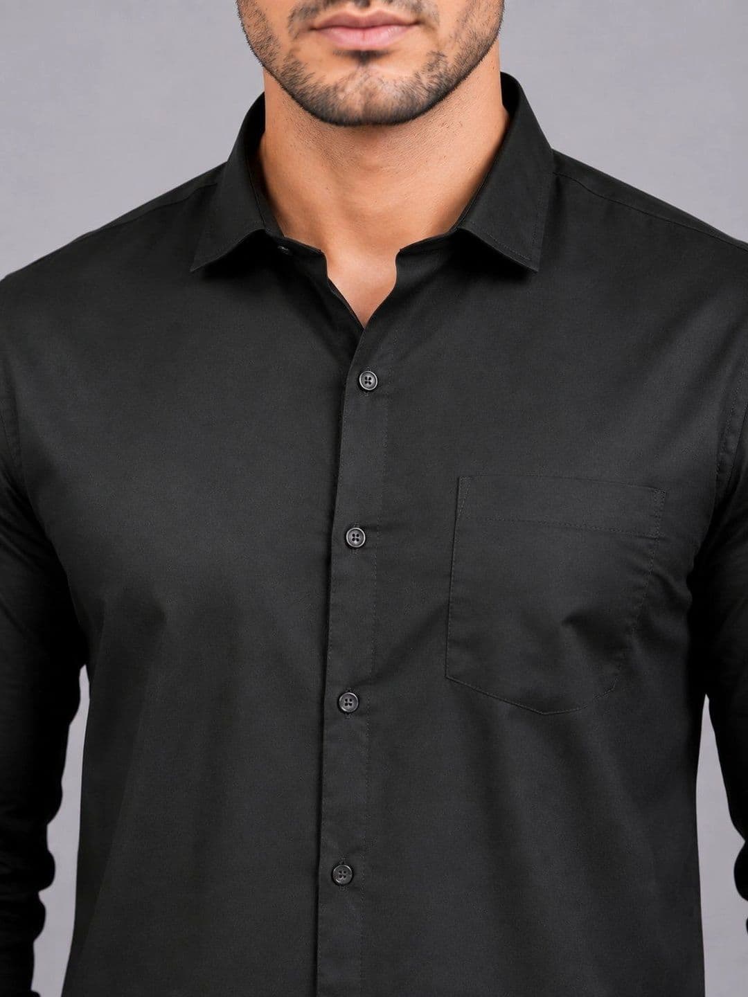 Roadster Men Black Solid Regular Fit Casual Shirt thumbnail 6