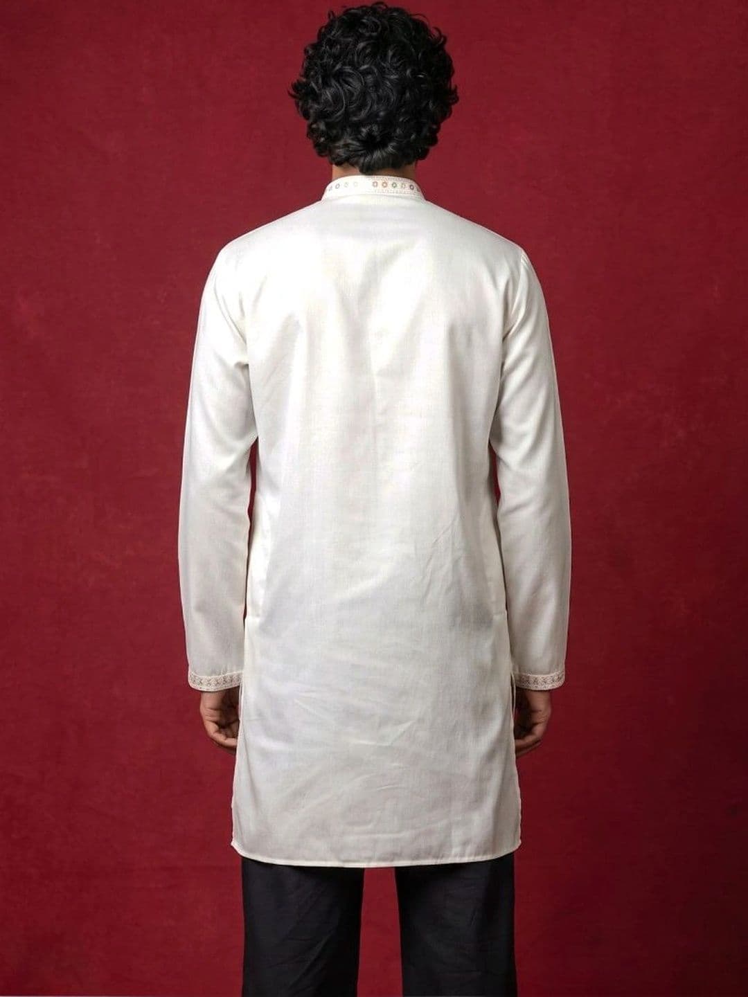 Jompers Men Embellished Sequinned Kurta thumbnail 5