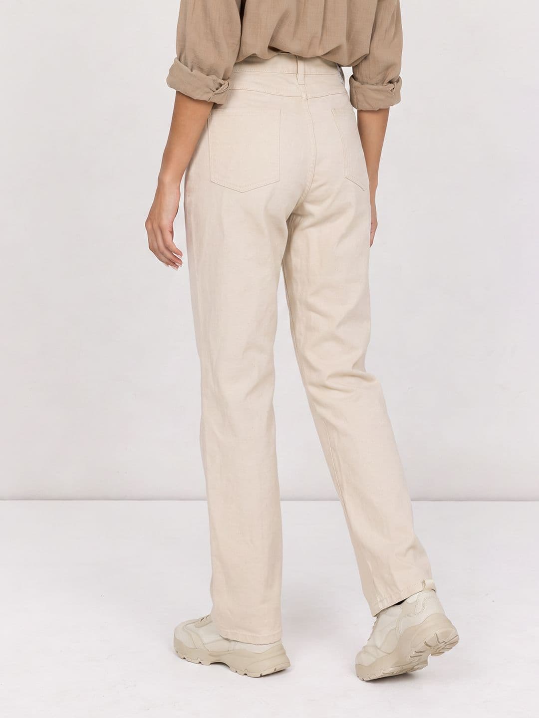 The Roadster Life Co. Women Straight Fit Stretchable Jeans thumbnail 4