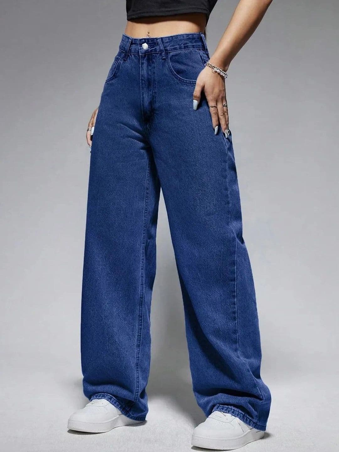 AAV2 Women Wide Leg High-Rise Light Fade Stretchable Jeans thumbnail 5