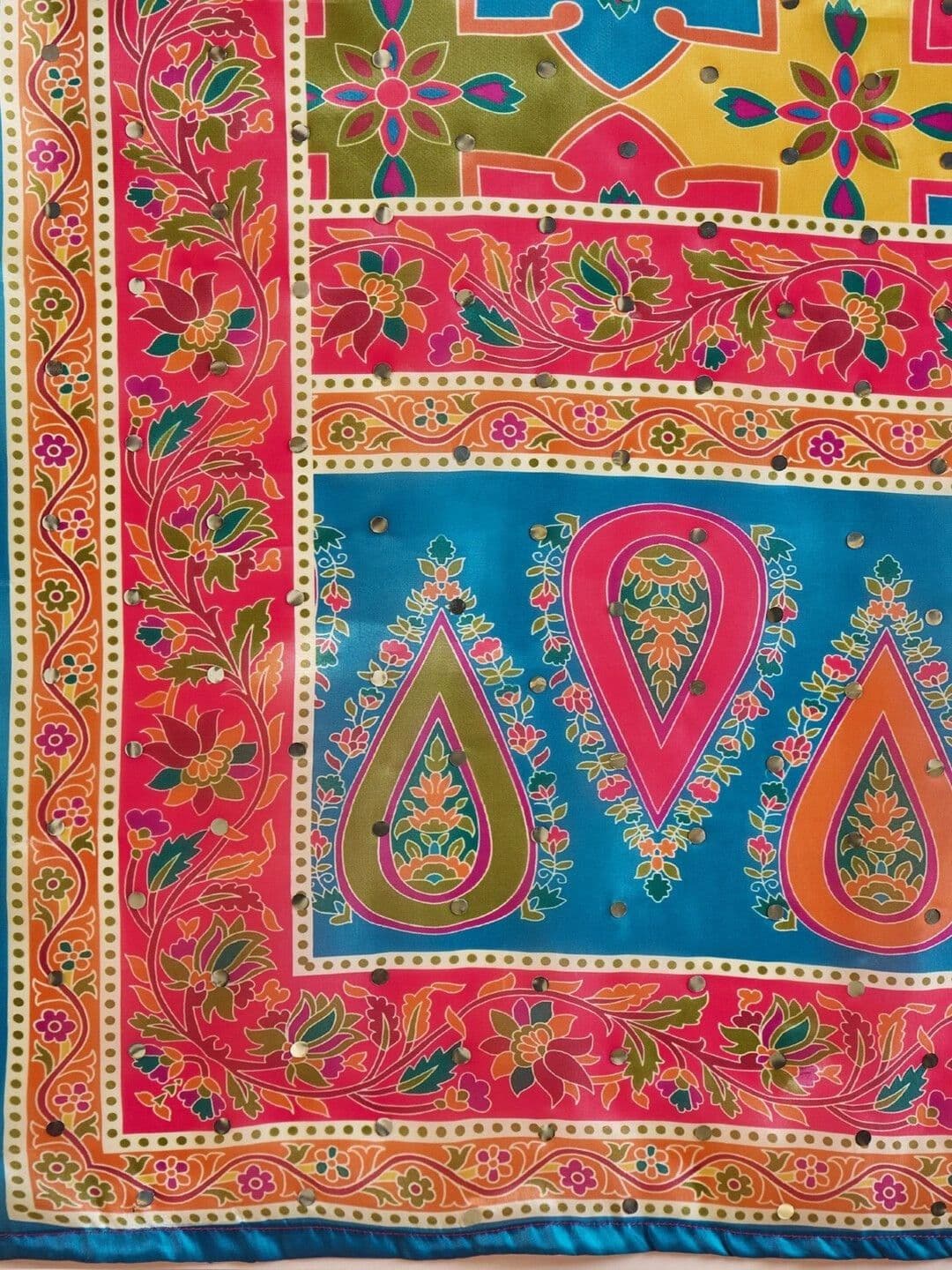 Sangria Ethnic Motifs Mirror Work Pure Georgette Saree thumbnail 5