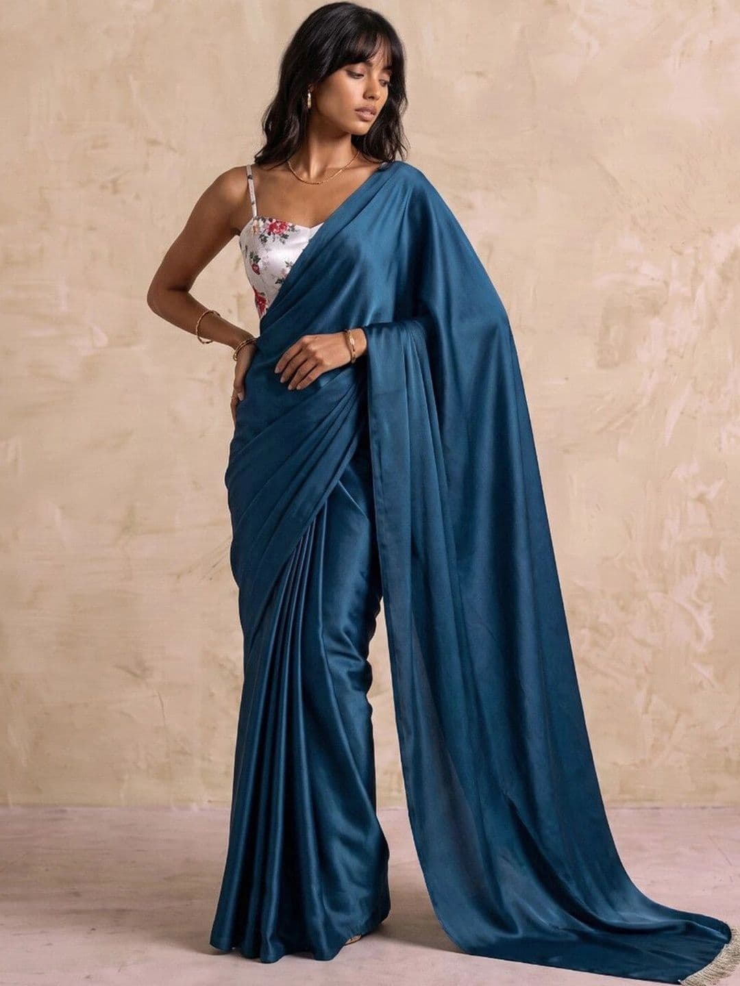 SAARA Floral Satin Saree thumbnail 4