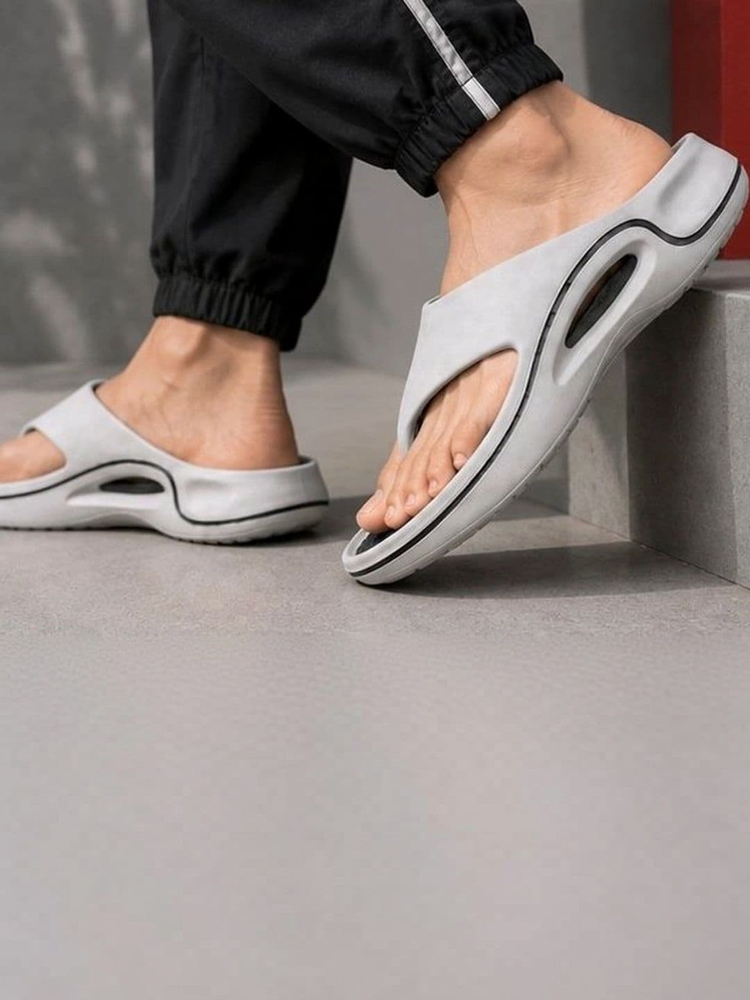VOOLIO Men Thong Flip-Flops thumbnail 5