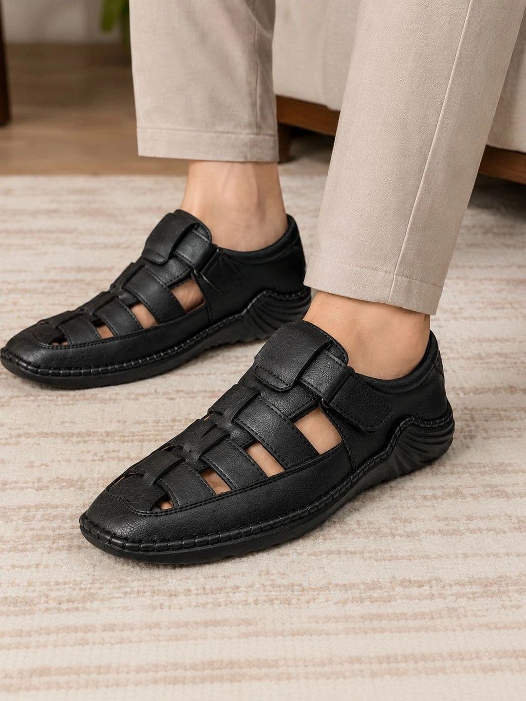 Roadster Men Fisherman Sandals thumbnail 2