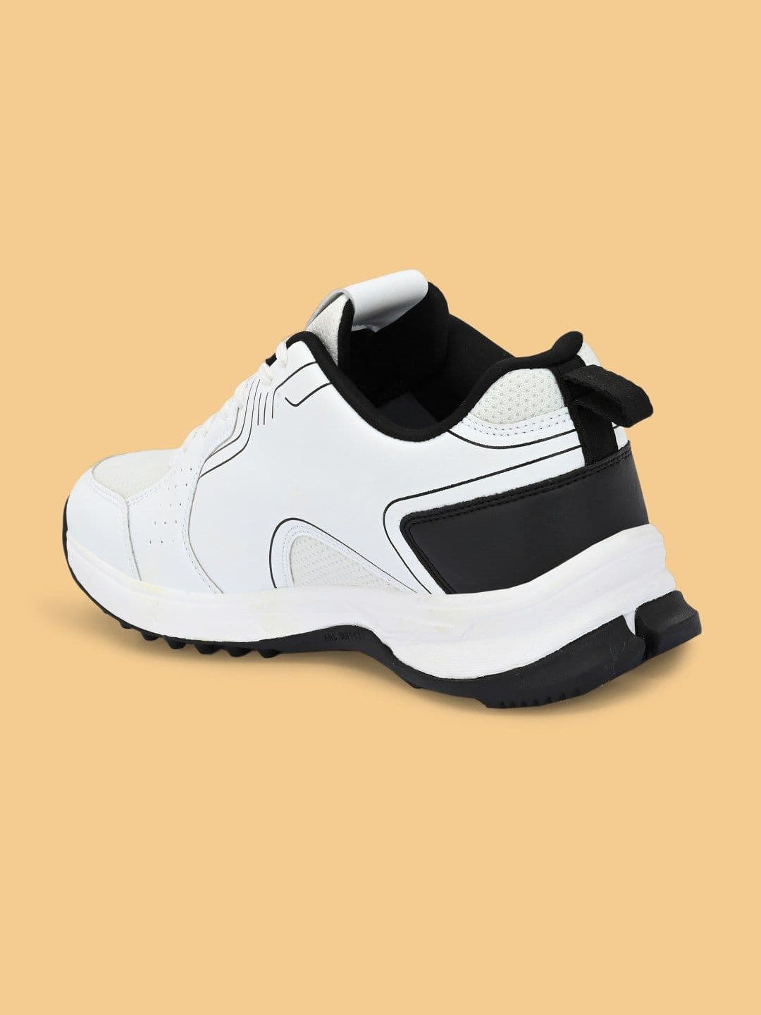 HRX by Hrithik Roshan Men Comfortable Cricket Shoes thumbnail 2