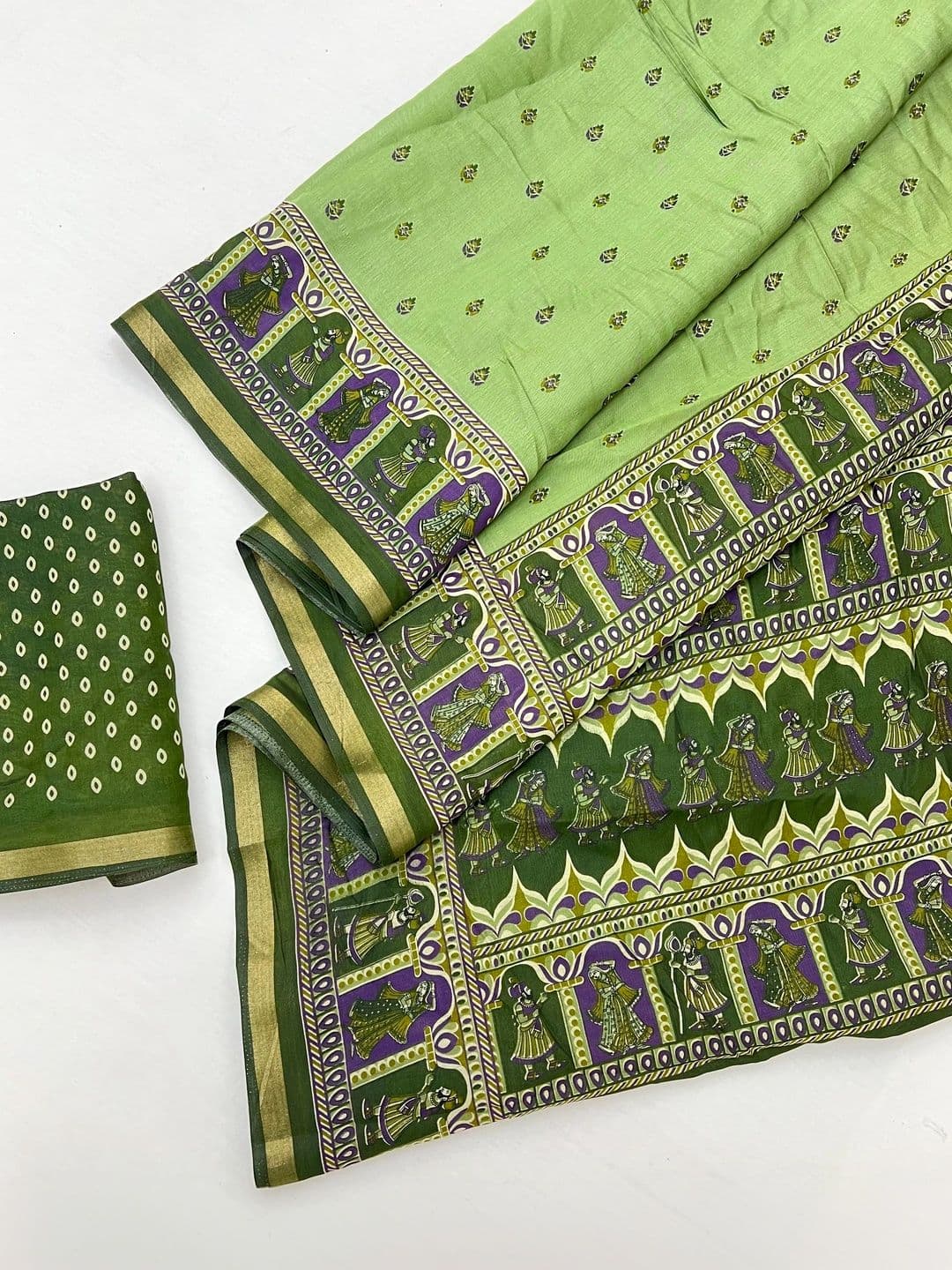 NARIVESH TRENDS Kalamkari Saree thumbnail 3