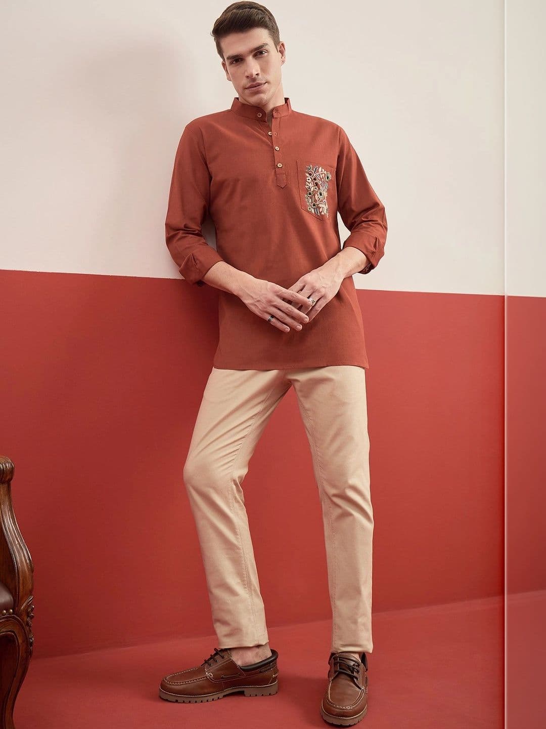 SOURAGYA Men Embroidered Thread Work Kurta thumbnail 3