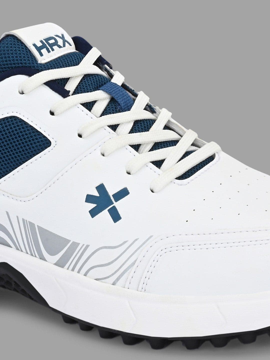 HRX by Hrithik Roshan Men Cricket Non-Marking Shoes thumbnail 7