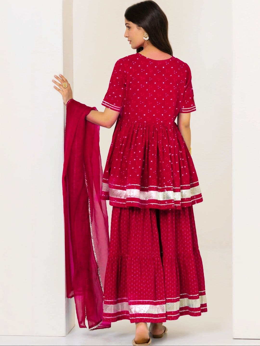 VHS FASHION Women Ethnic Motifs Embroidered Empire Kurta with Sharara & With Dupatta thumbnail 3