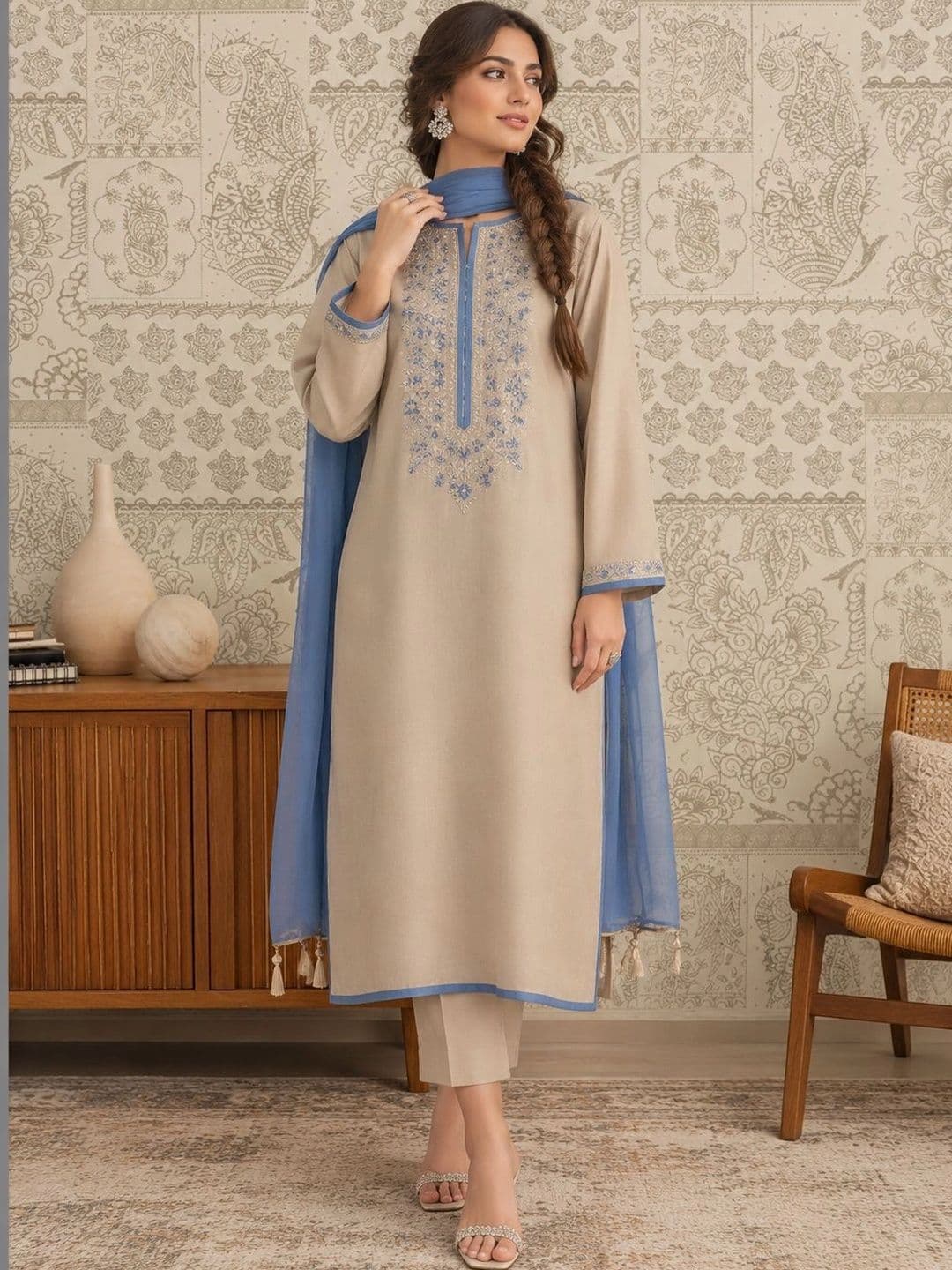 Sangria Women Ethnic Motifs Embroidered Chanderi Silk Kurta with Trousers & Dupatta thumbnail 4