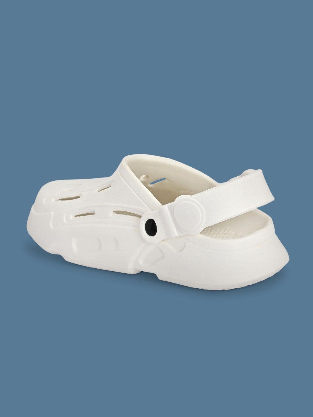HRX by Hrithik Roshan Men Self Design Clogs thumbnail 5